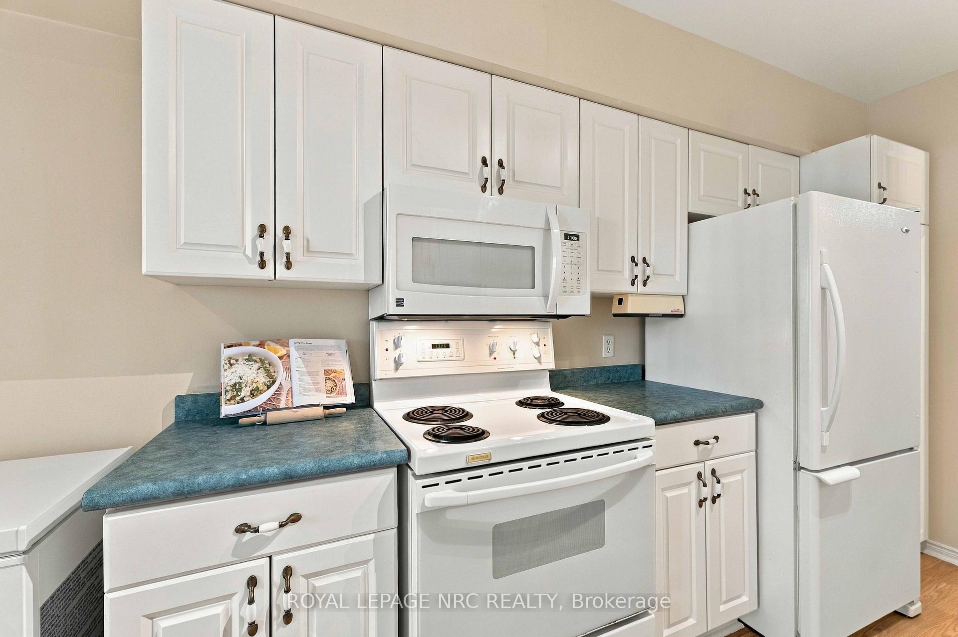 Photo 19 of Unit 104, 4090 John Charles Boulevard, Lincoln, Lincoln-Jordan/Vineland — HOMEH