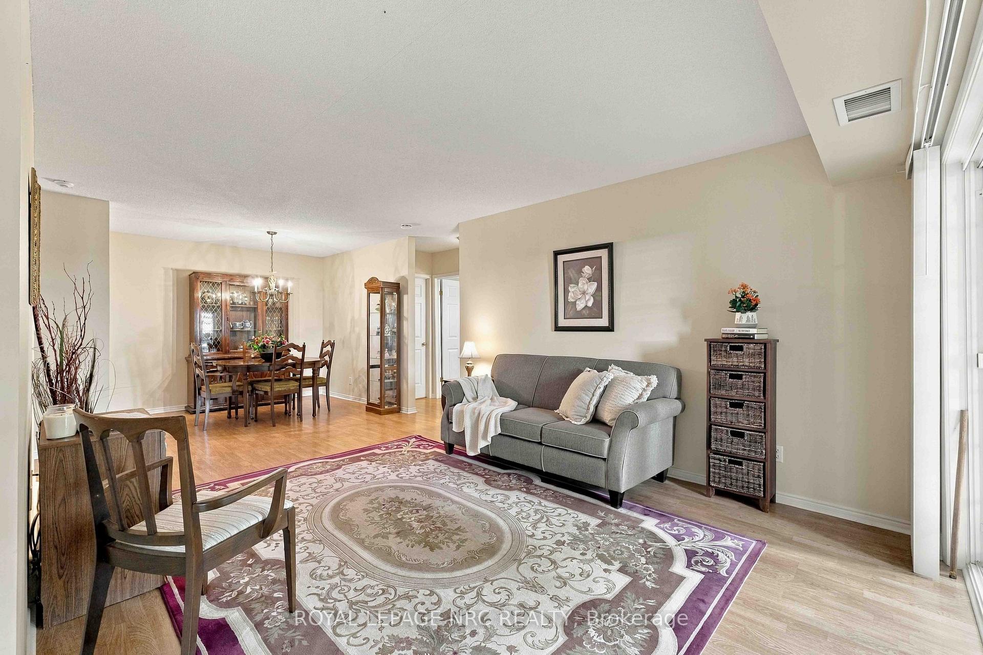 Photo 29 of Unit 104, 4090 John Charles Boulevard, Lincoln, Lincoln-Jordan/Vineland — HOMEH