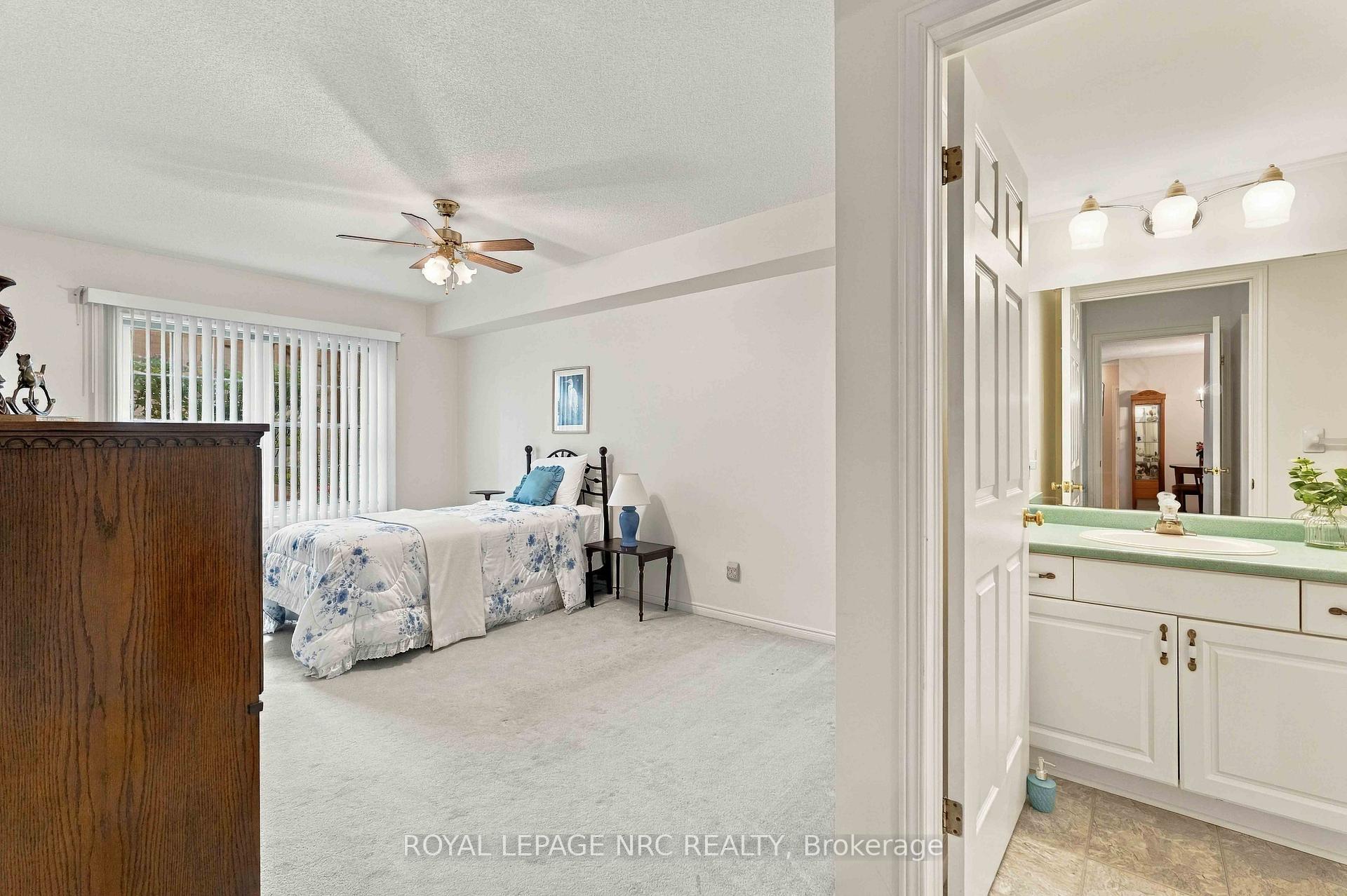 Photo 34 of Unit 104, 4090 John Charles Boulevard, Lincoln, Lincoln-Jordan/Vineland — HOMEH