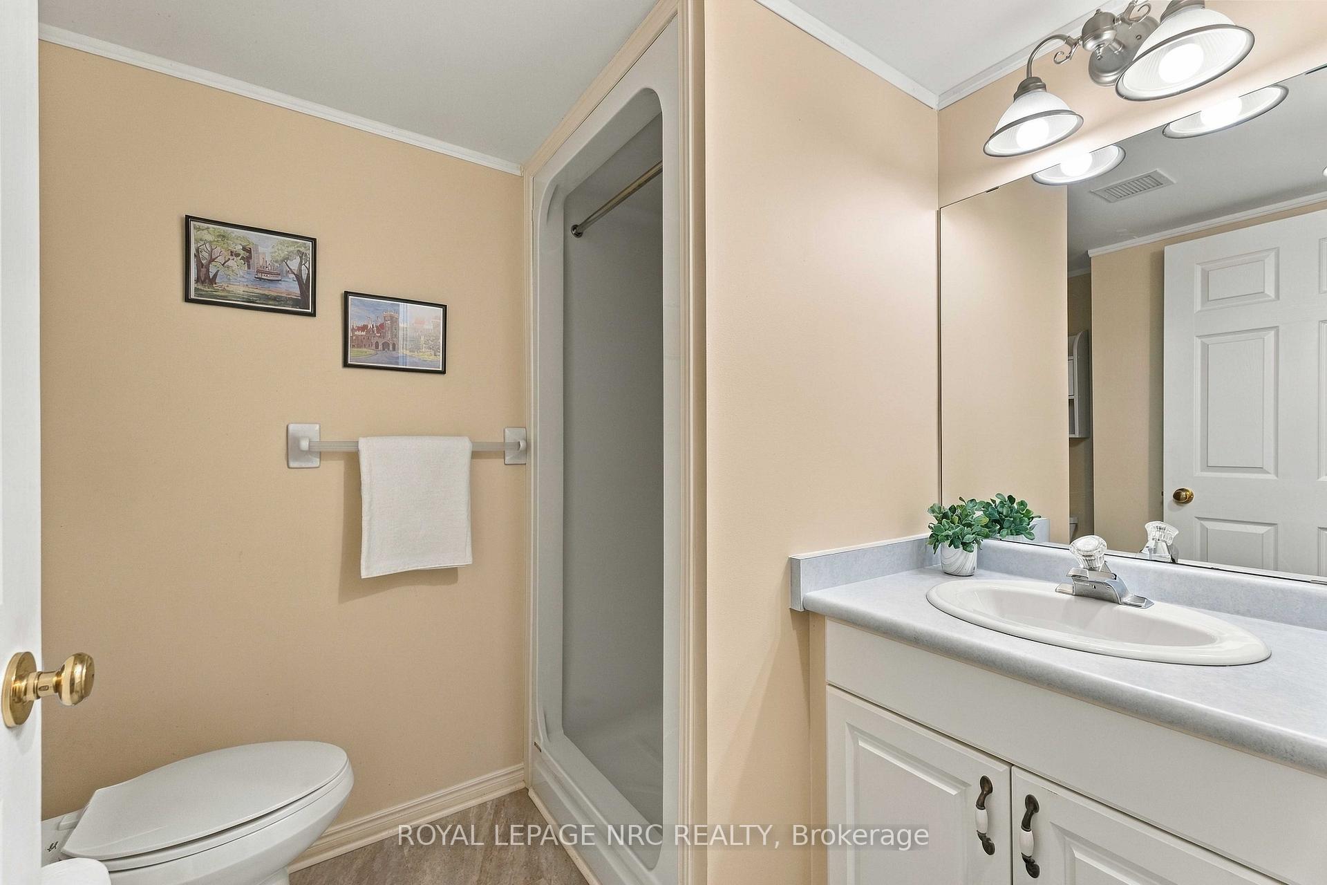 Photo 43 of Unit 104, 4090 John Charles Boulevard, Lincoln, Lincoln-Jordan/Vineland — HOMEH