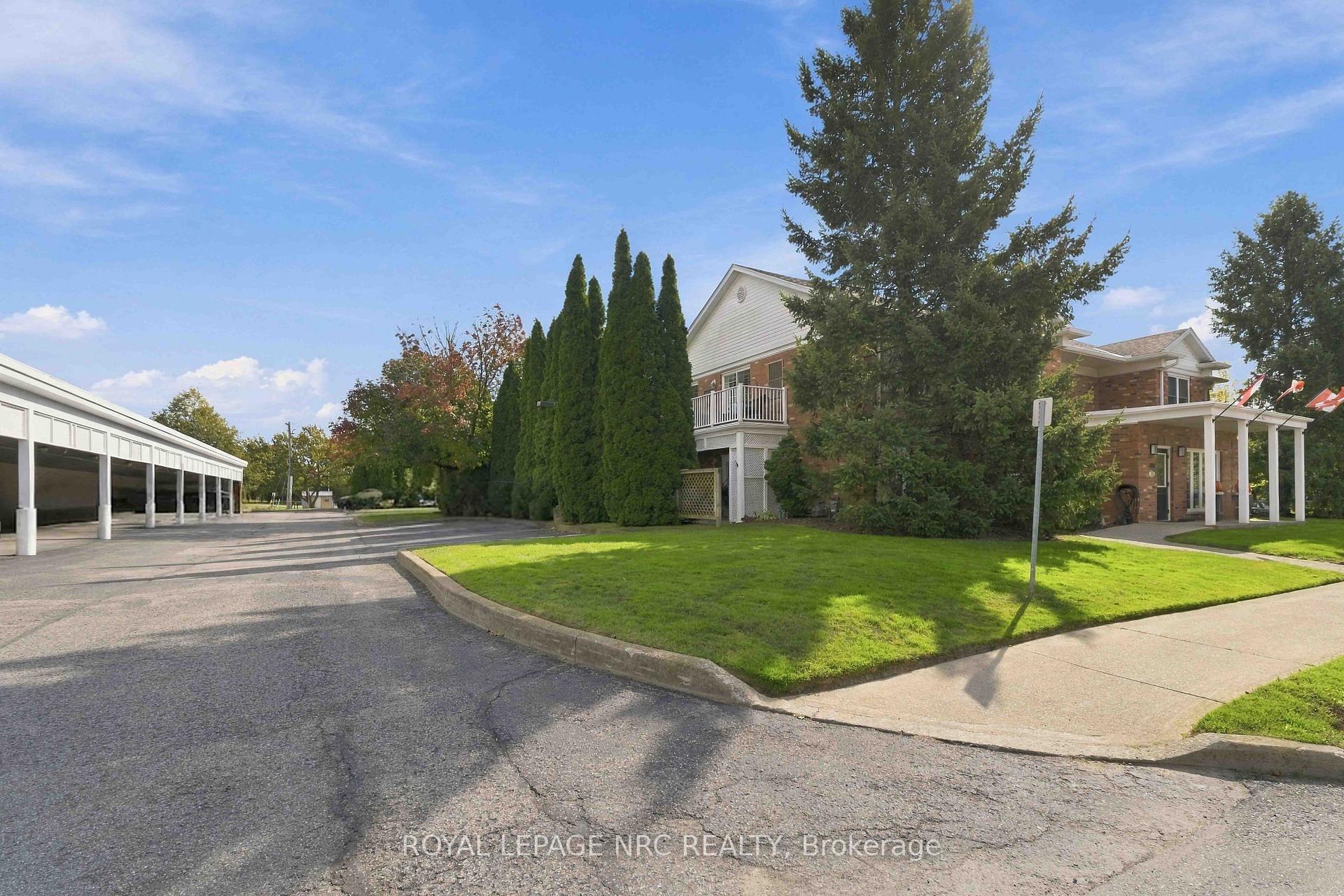 Photo 50 of Unit 104, 4090 John Charles Boulevard, Lincoln, Lincoln-Jordan/Vineland — HOMEH