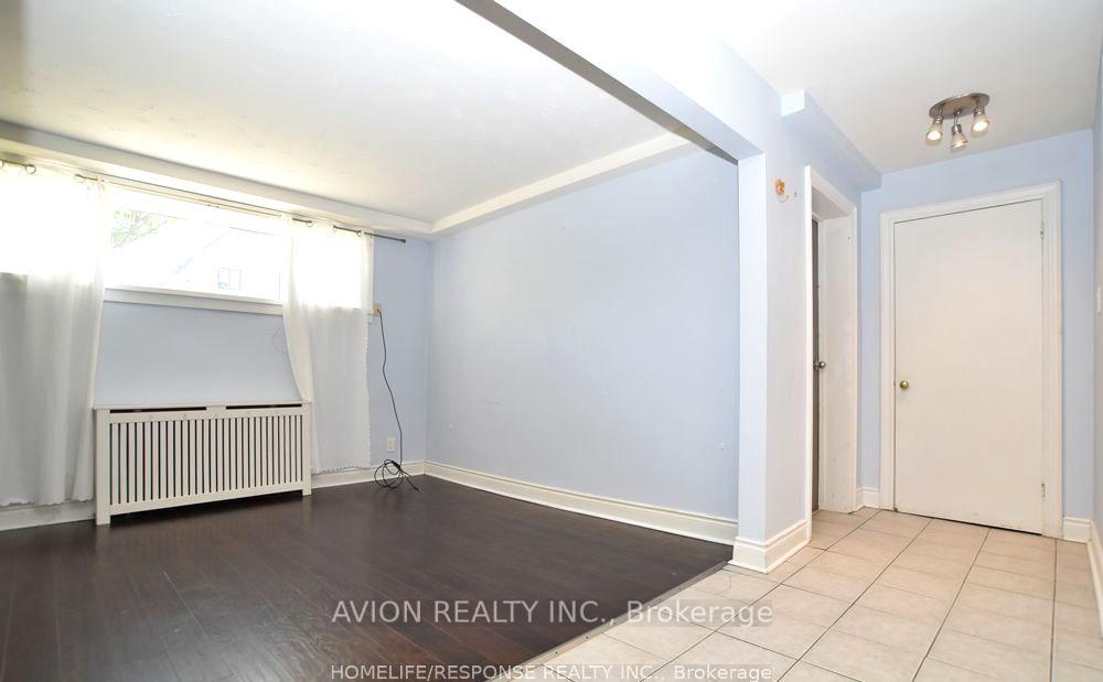 Photo 12 of Unit 1, 42 Emerald Crescent, Etobicoke, New Toronto — HOMEH
