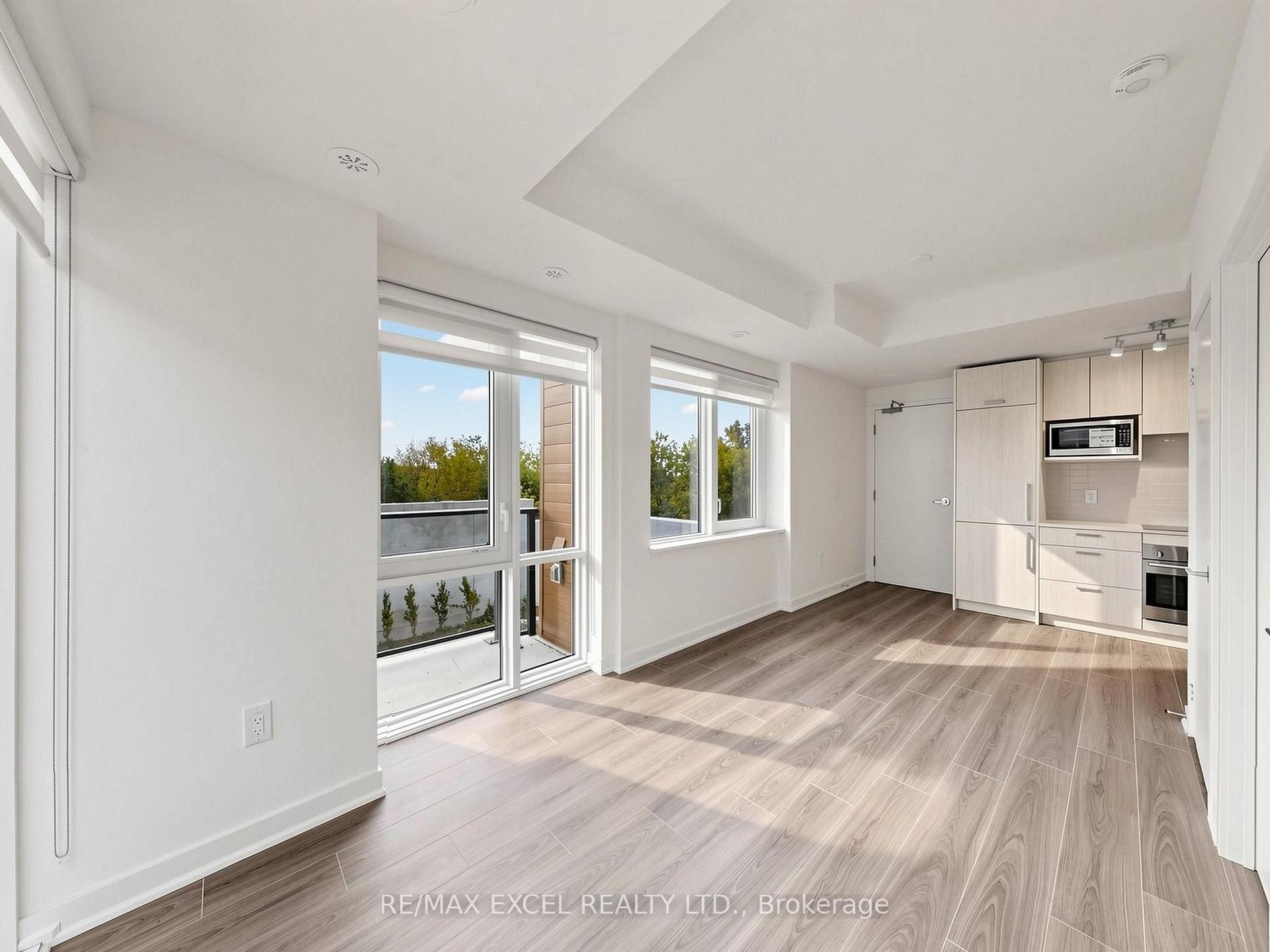 Photo 6 of Unit 12, 75 Curlew Drive, North York, Parkwoods-Donalda — HOMEH
