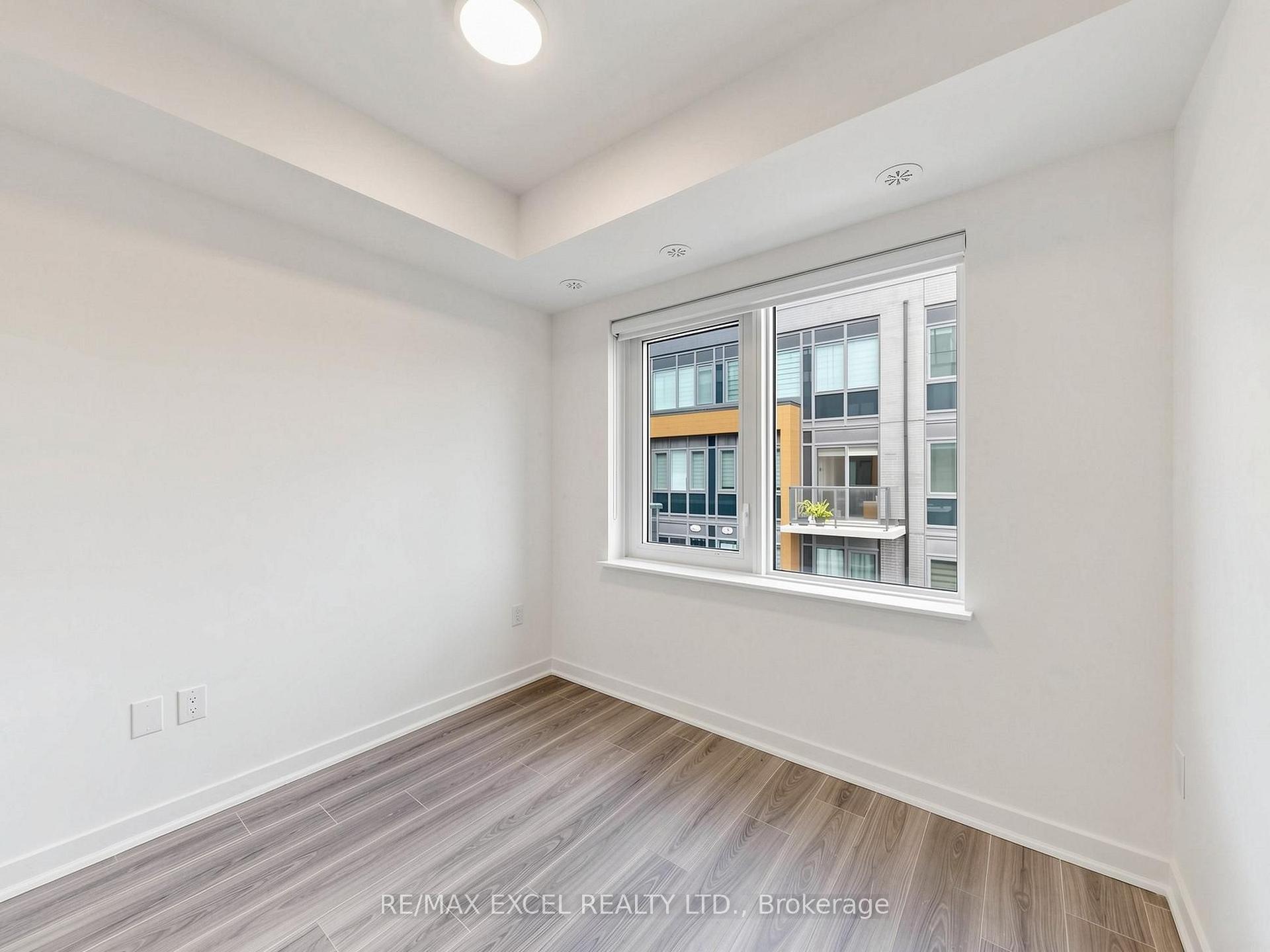 Photo 14 of Unit 12, 75 Curlew Drive, North York, Parkwoods-Donalda — HOMEH