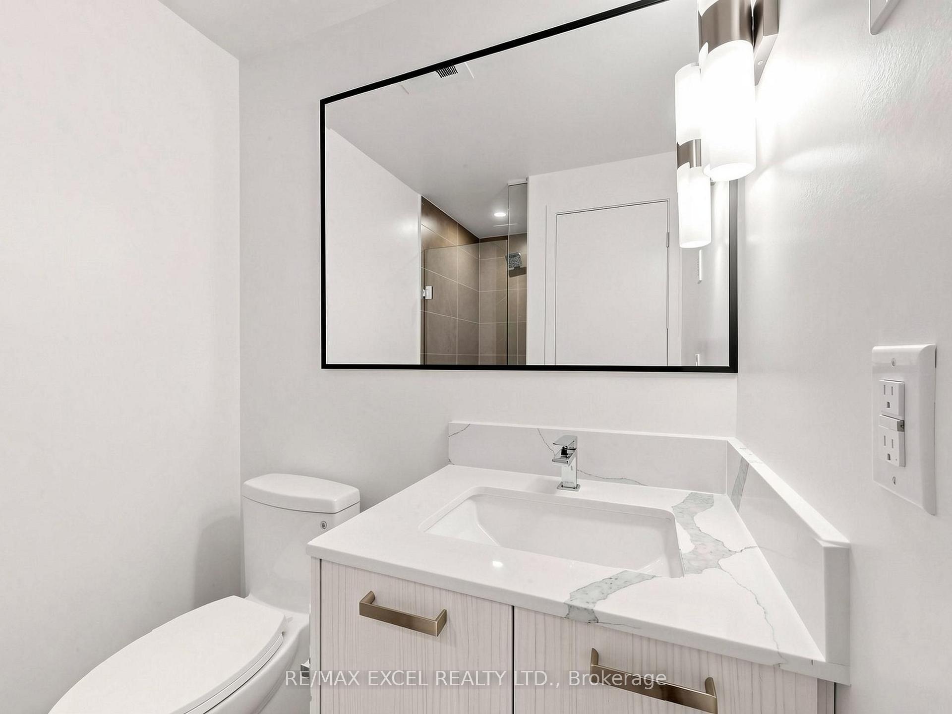 Photo 15 of Unit 12, 75 Curlew Drive, North York, Parkwoods-Donalda — HOMEH