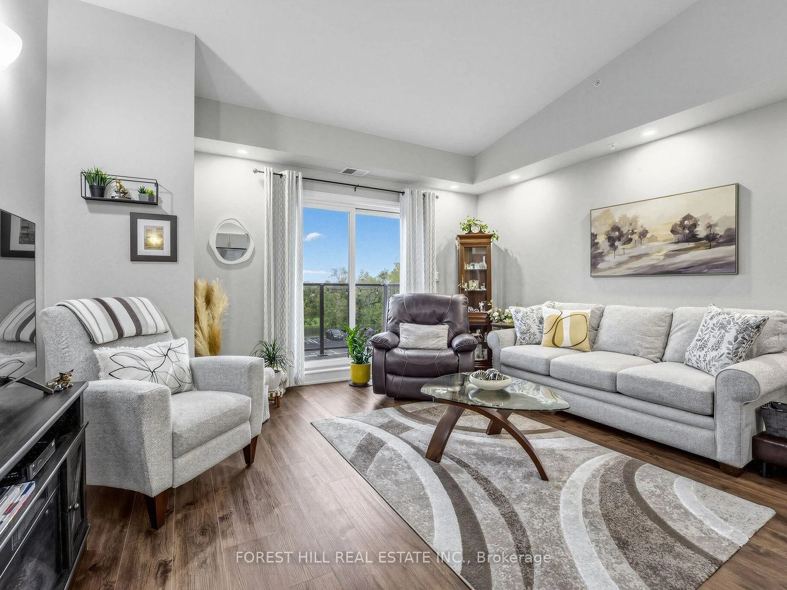 Photo 6 of Unit 313, 170 Rockhaven Lane, Hamilton, Waterdown — HOMEH