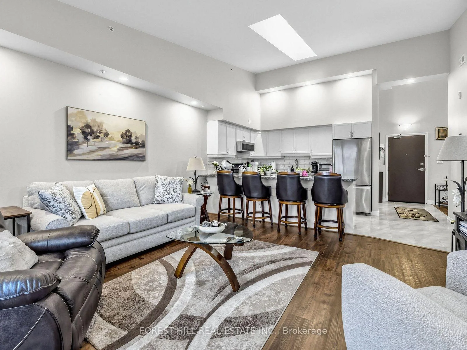 Photo 8 of Unit 313, 170 Rockhaven Lane, Hamilton, Waterdown — HOMEH