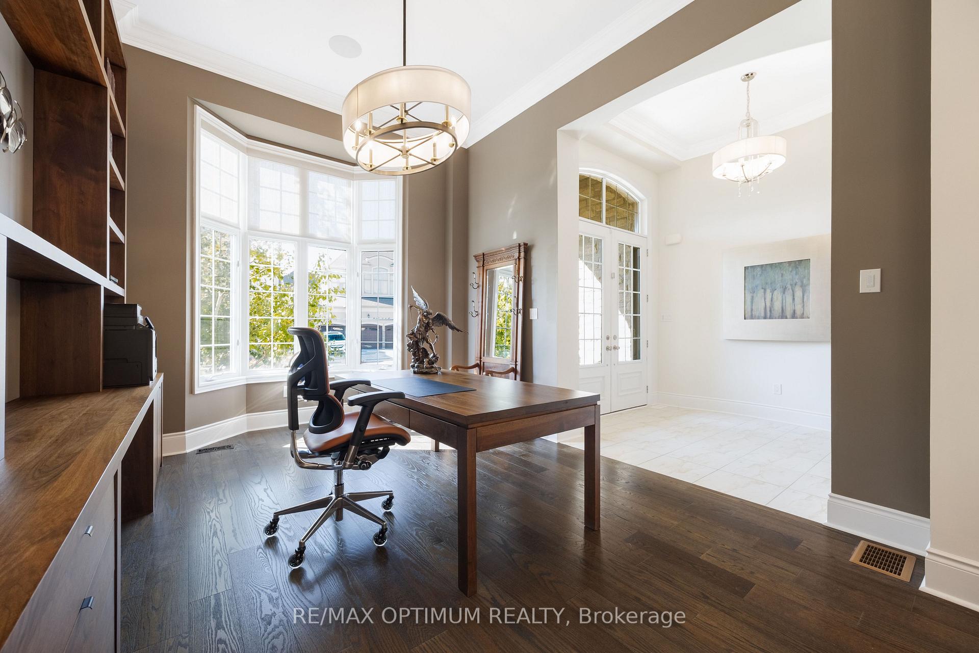 Photo 8 of 60 Adamsville Road, Brampton, Credit Valley — HOMEH