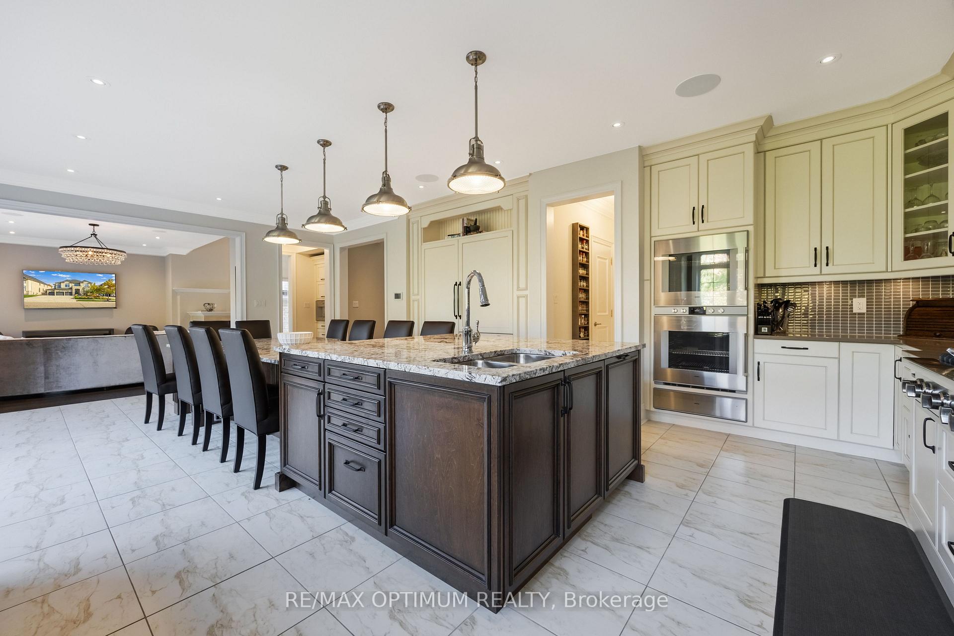 Photo 19 of 60 Adamsville Road, Brampton, Credit Valley — HOMEH