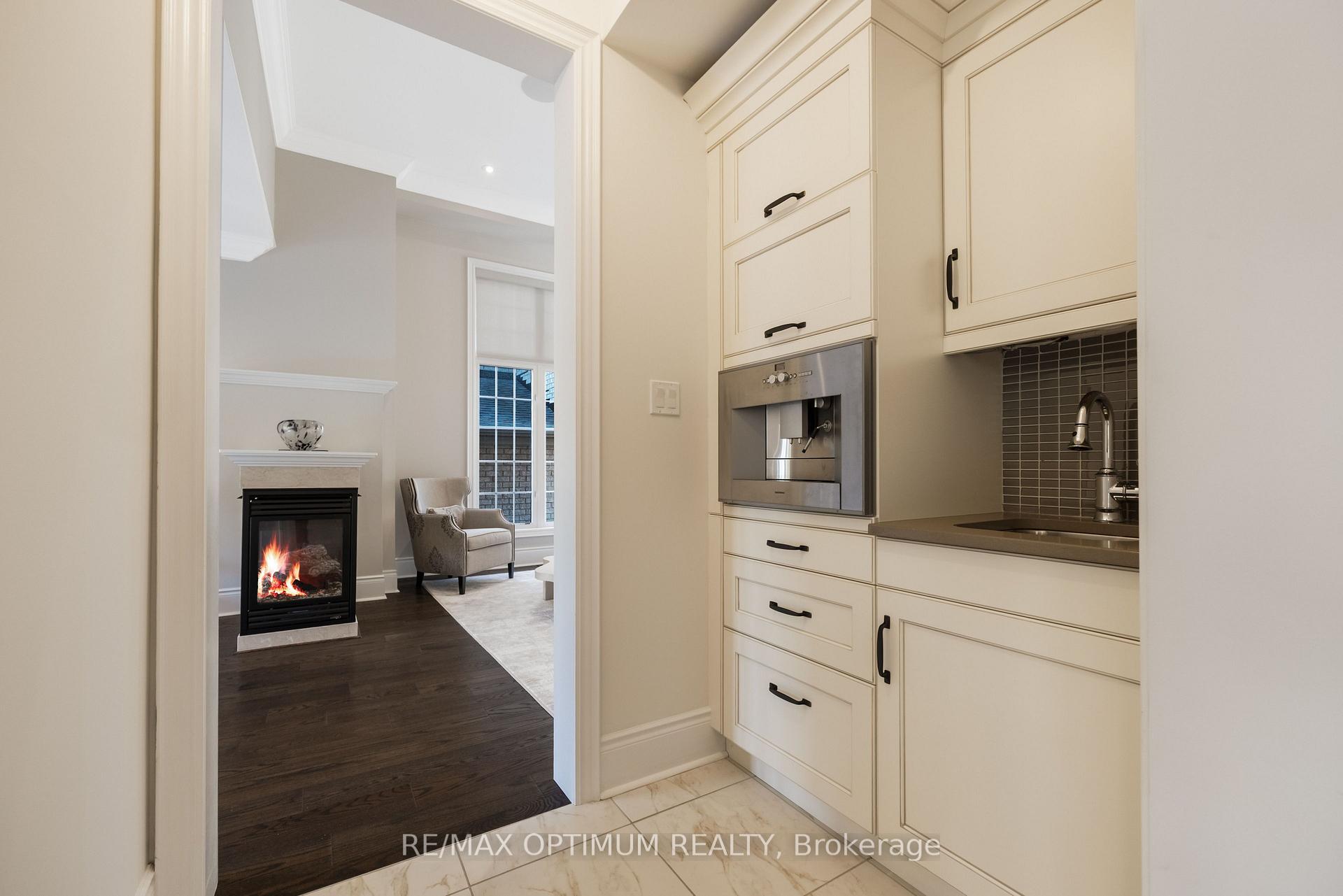 Photo 23 of 60 Adamsville Road, Brampton, Credit Valley — HOMEH