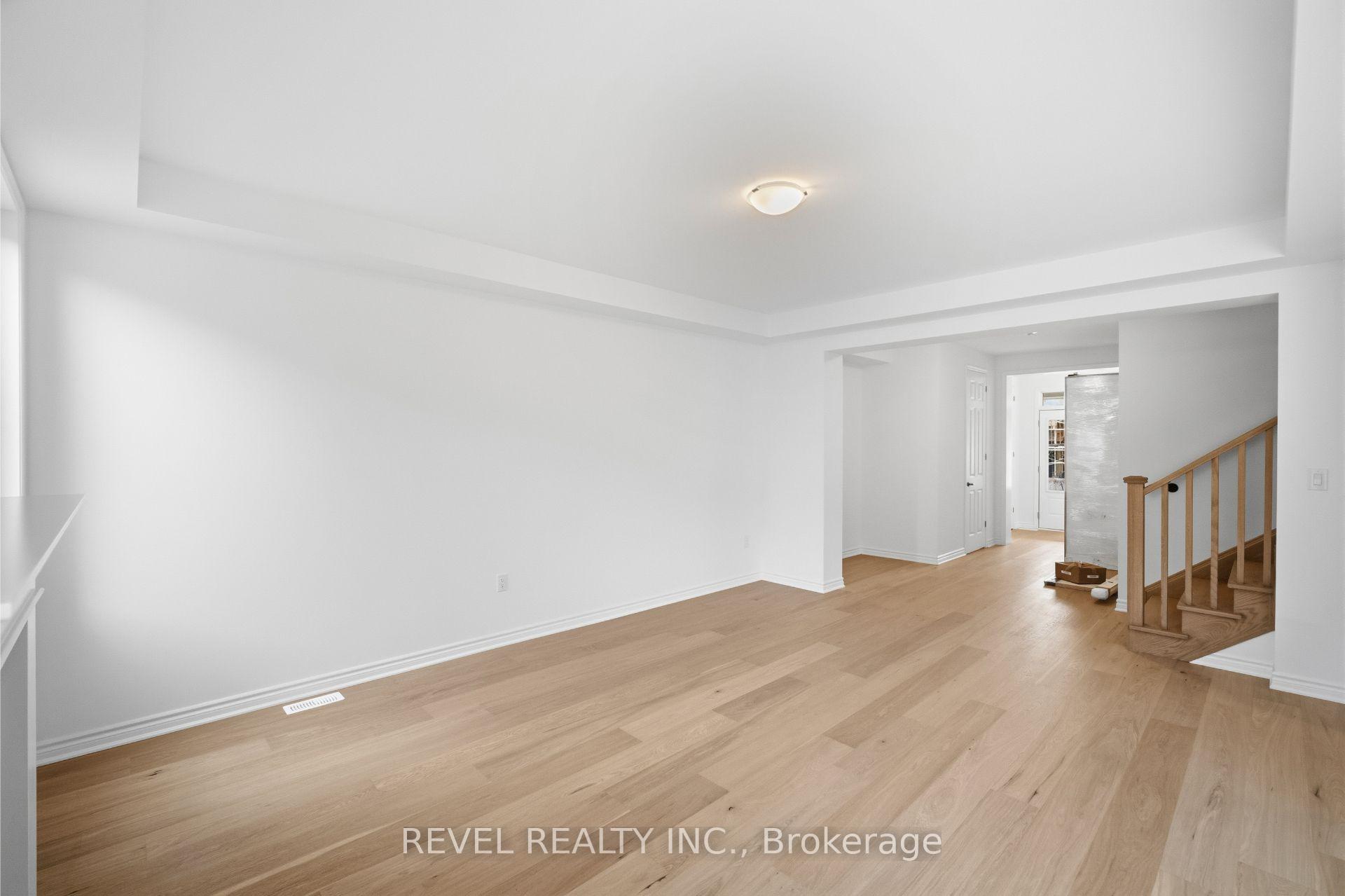 Photo 5 of 1389 McCann Way, Milton, Bowes — HOMEH