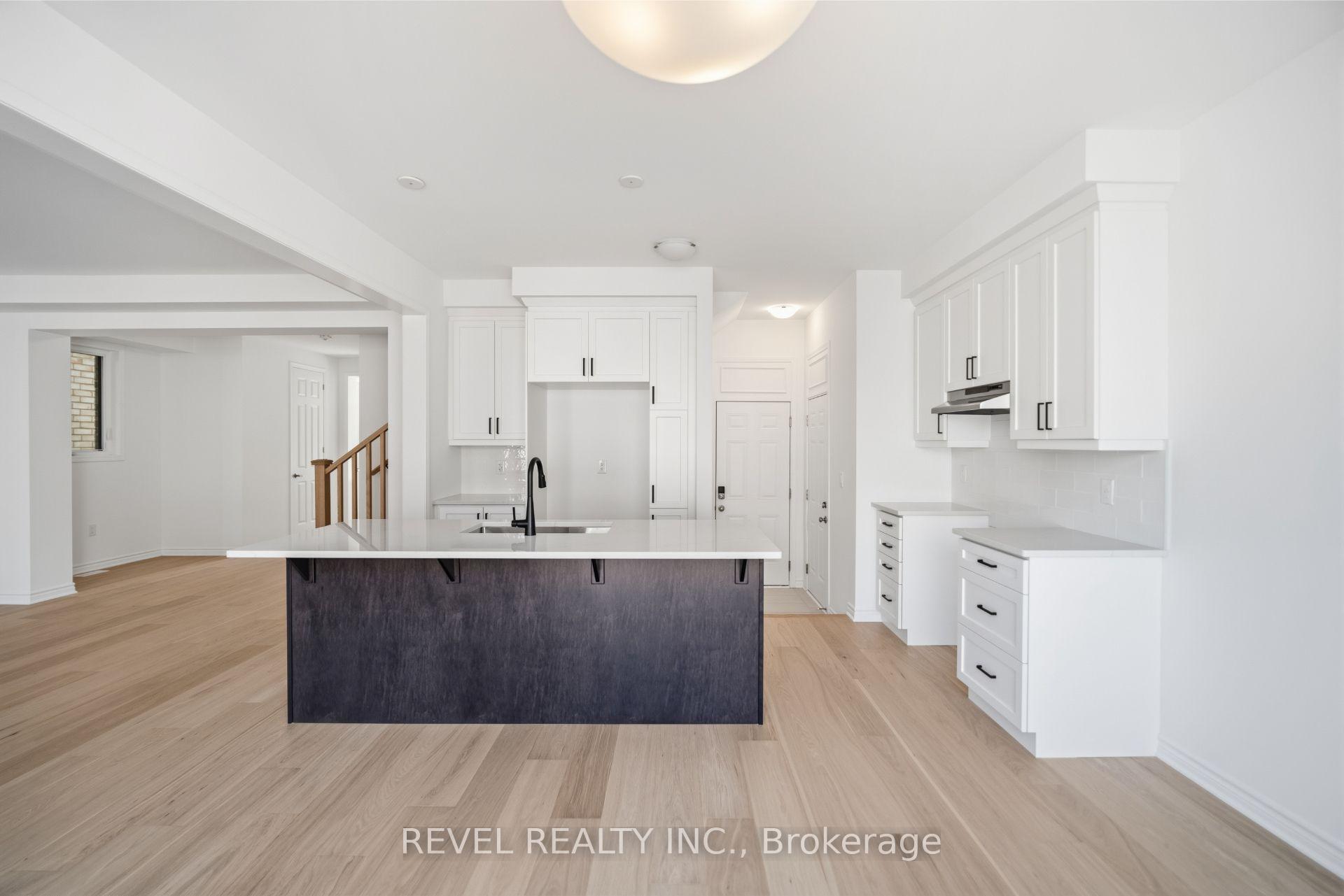 Photo 10 of 1389 McCann Way, Milton, Bowes — HOMEH
