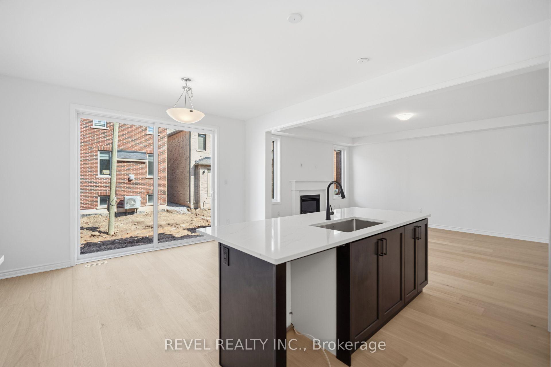 Photo 14 of 1389 McCann Way, Milton, Bowes — HOMEH