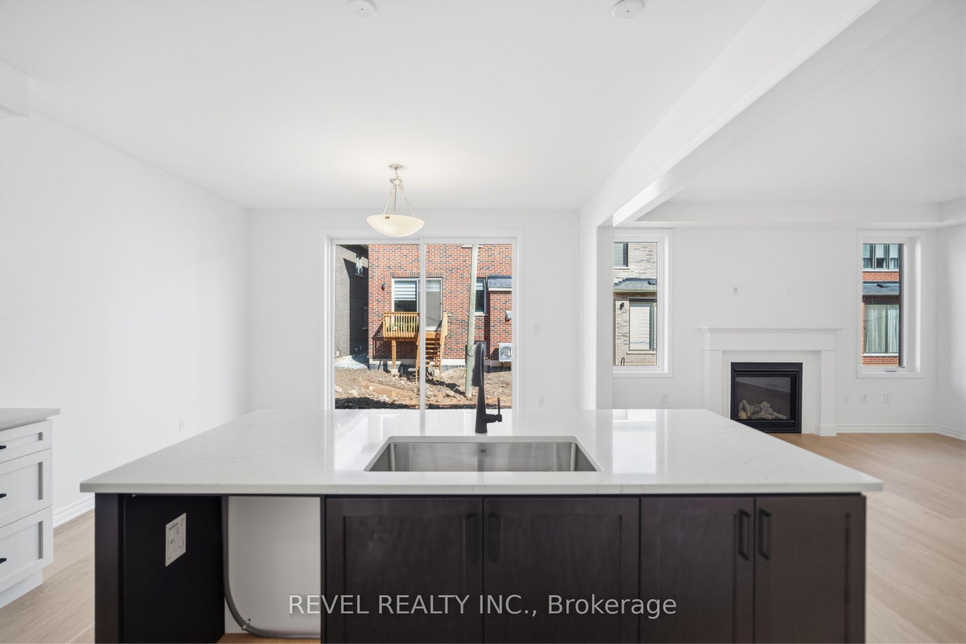 Photo 15 of 1389 McCann Way, Milton, Bowes — HOMEH