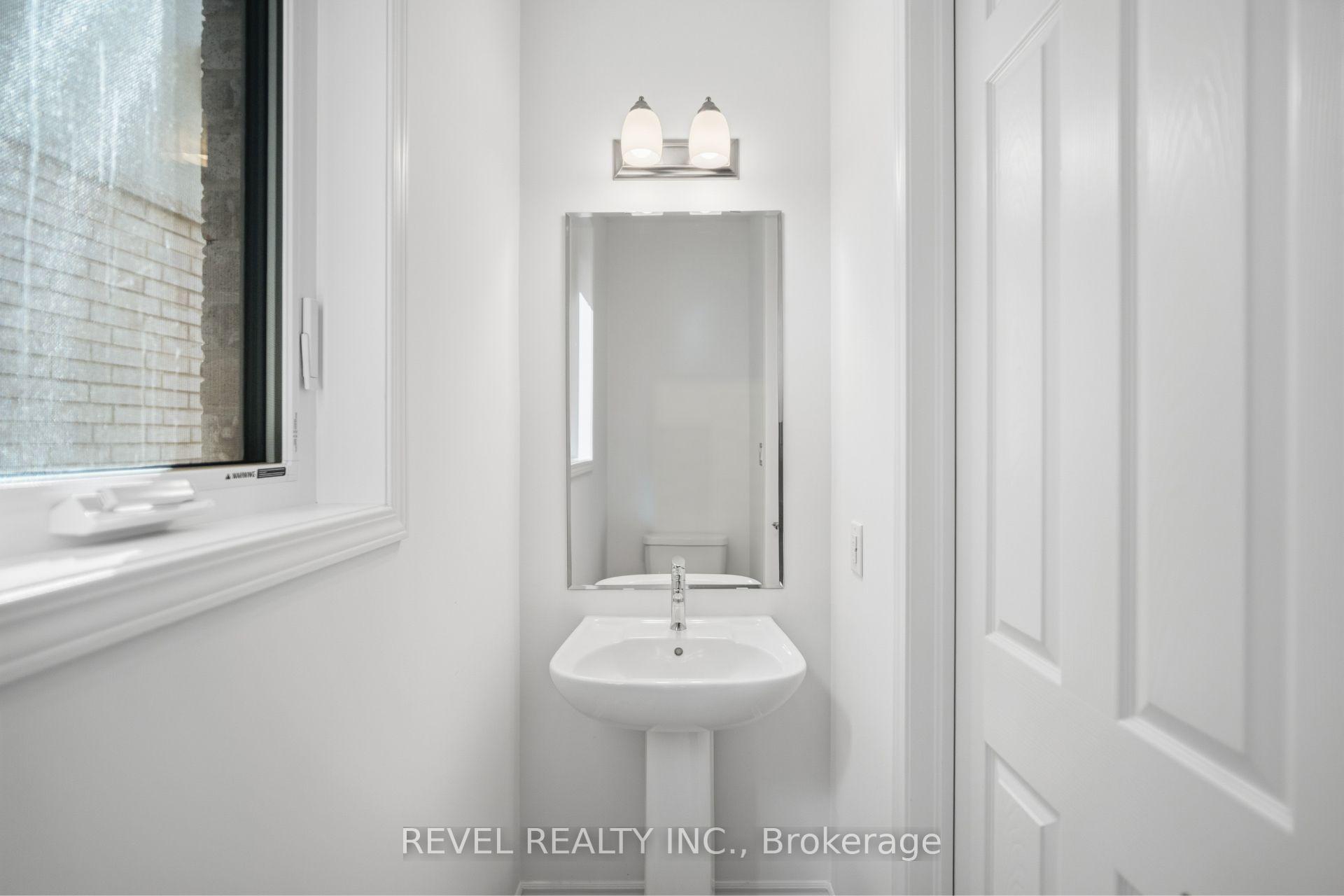 Photo 19 of 1389 McCann Way, Milton, Bowes — HOMEH