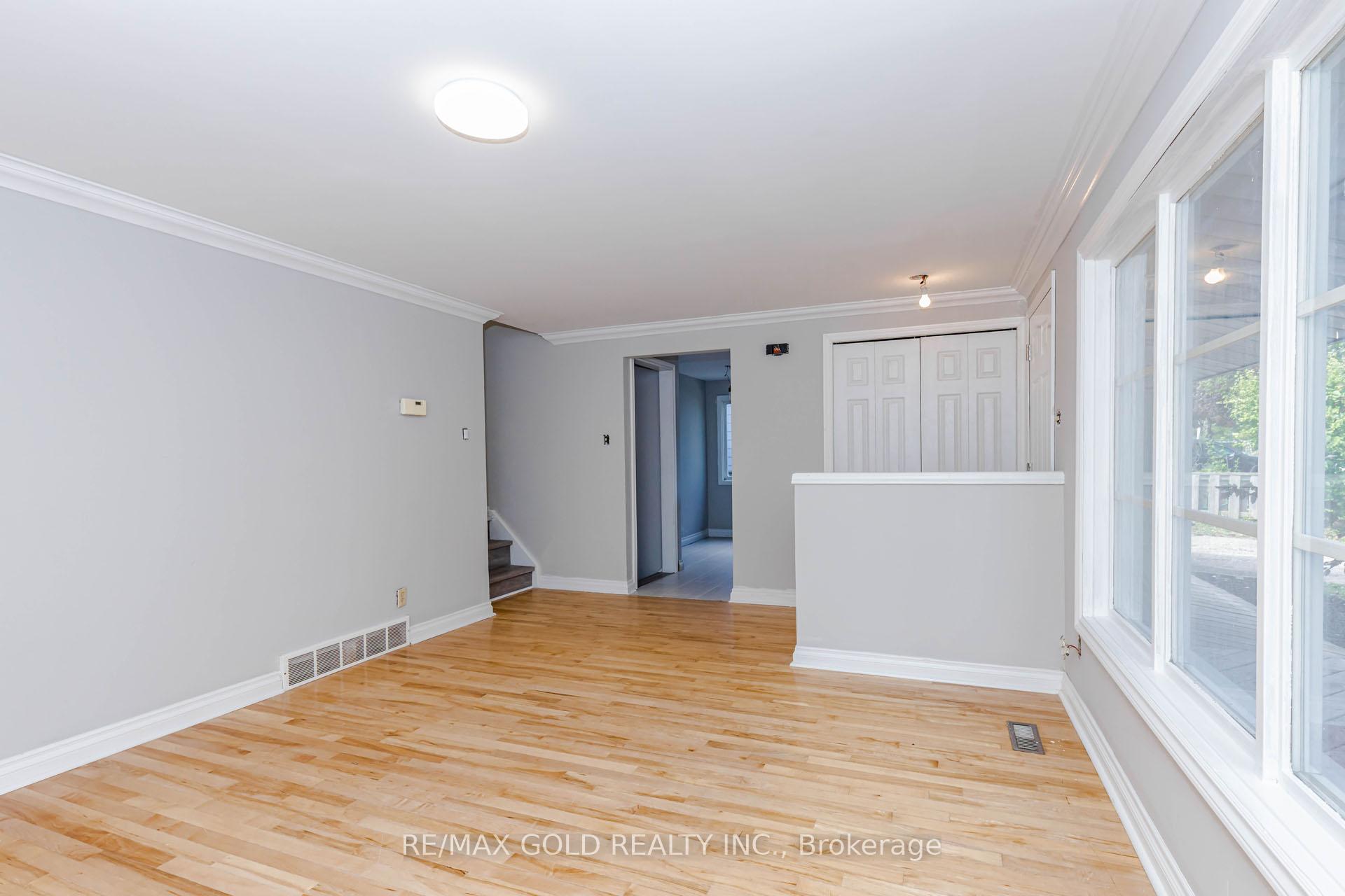Photo 14 of 85 Williamsburg Road, Kitchener, Laurentian Hills — HOMEH