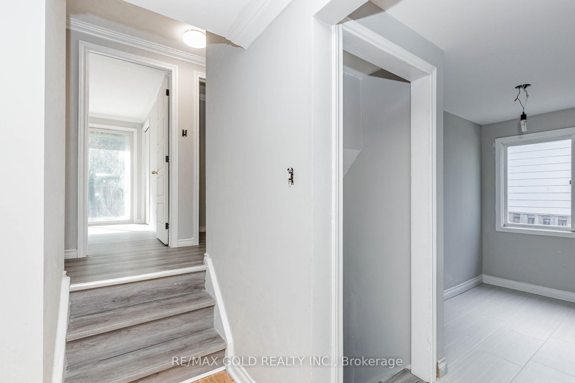 Photo 16 of 85 Williamsburg Road, Kitchener, Laurentian Hills — HOMEH