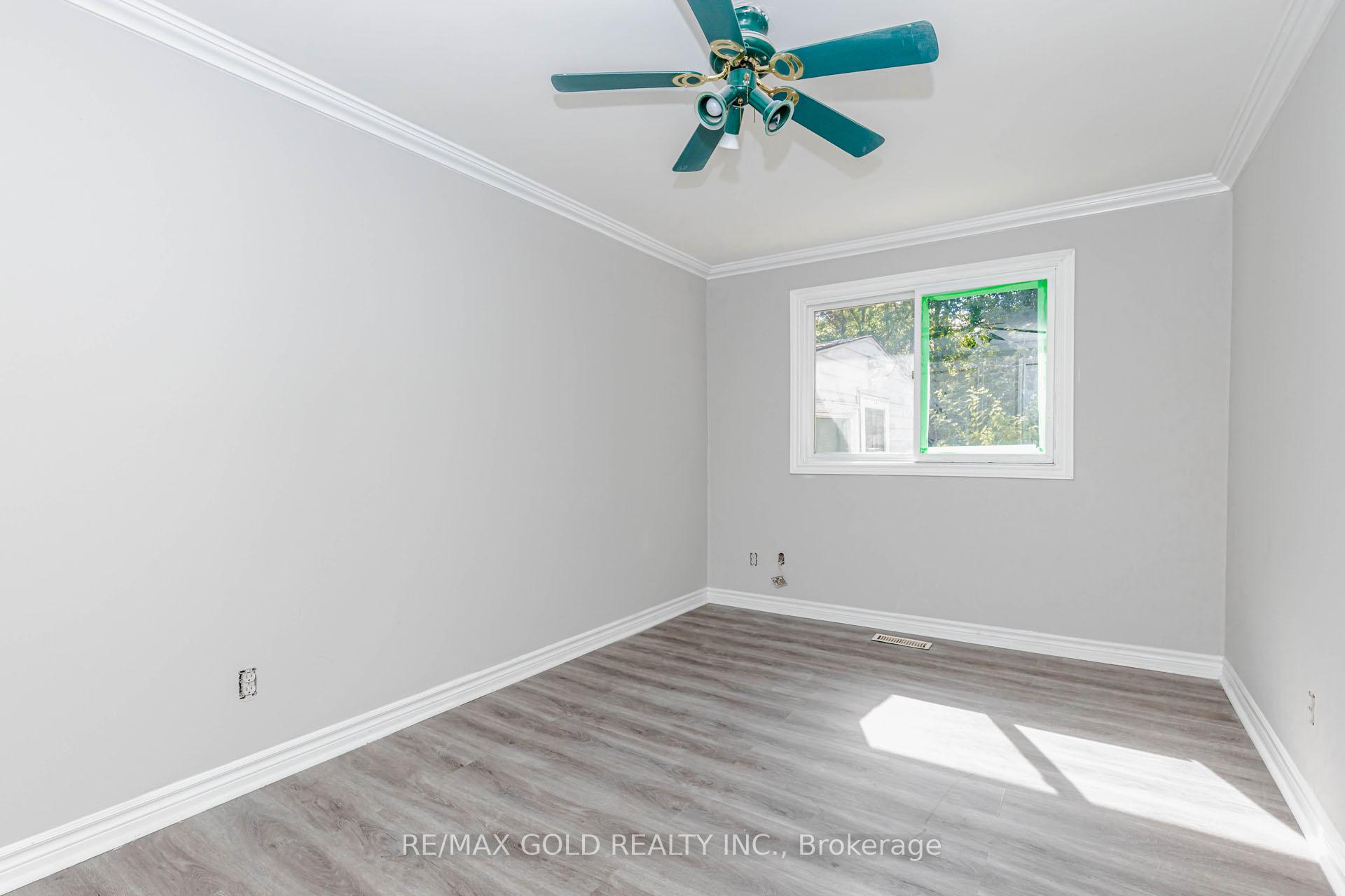 Photo 18 of 85 Williamsburg Road, Kitchener, Laurentian Hills — HOMEH