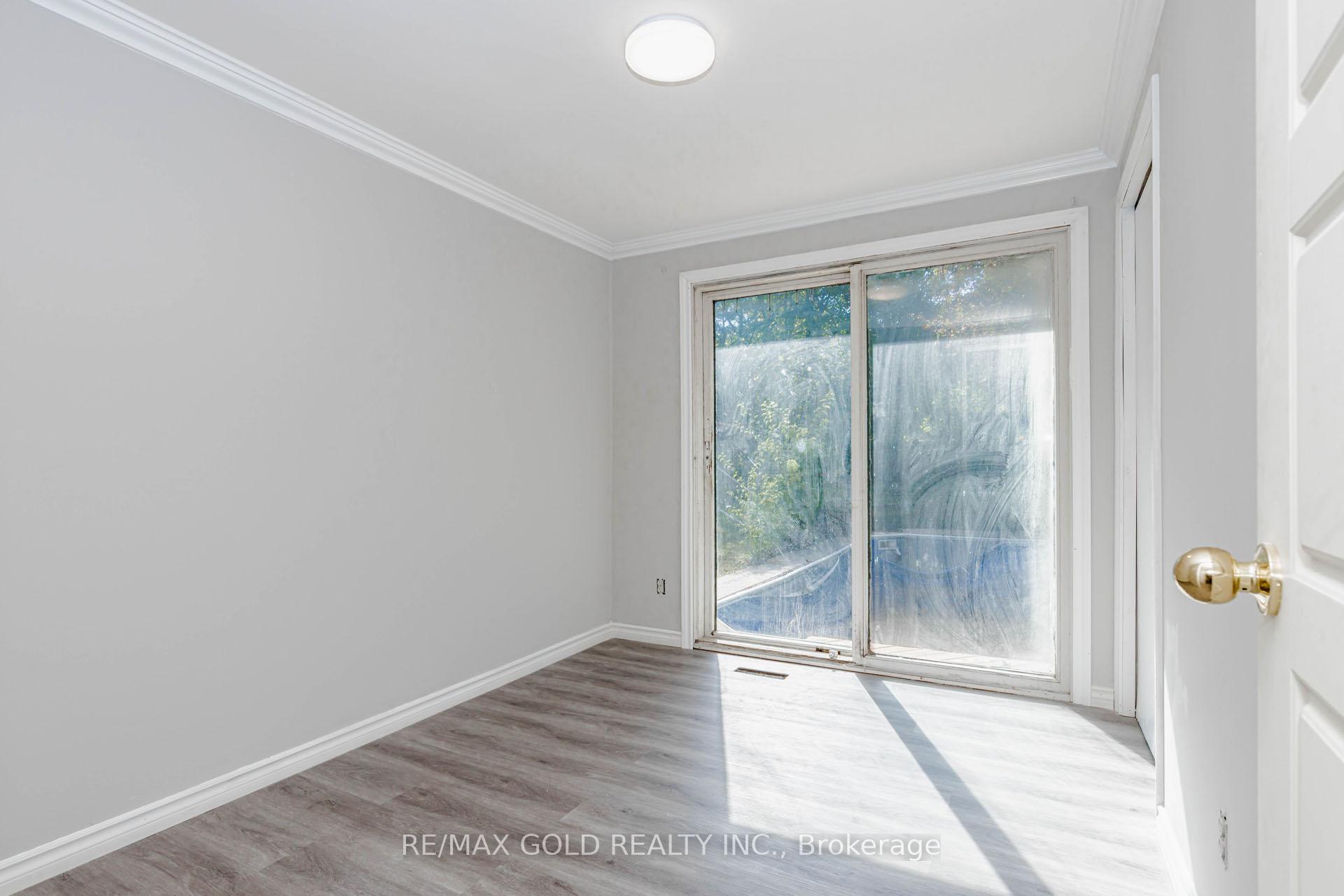 Photo 25 of 85 Williamsburg Road, Kitchener, Laurentian Hills — HOMEH