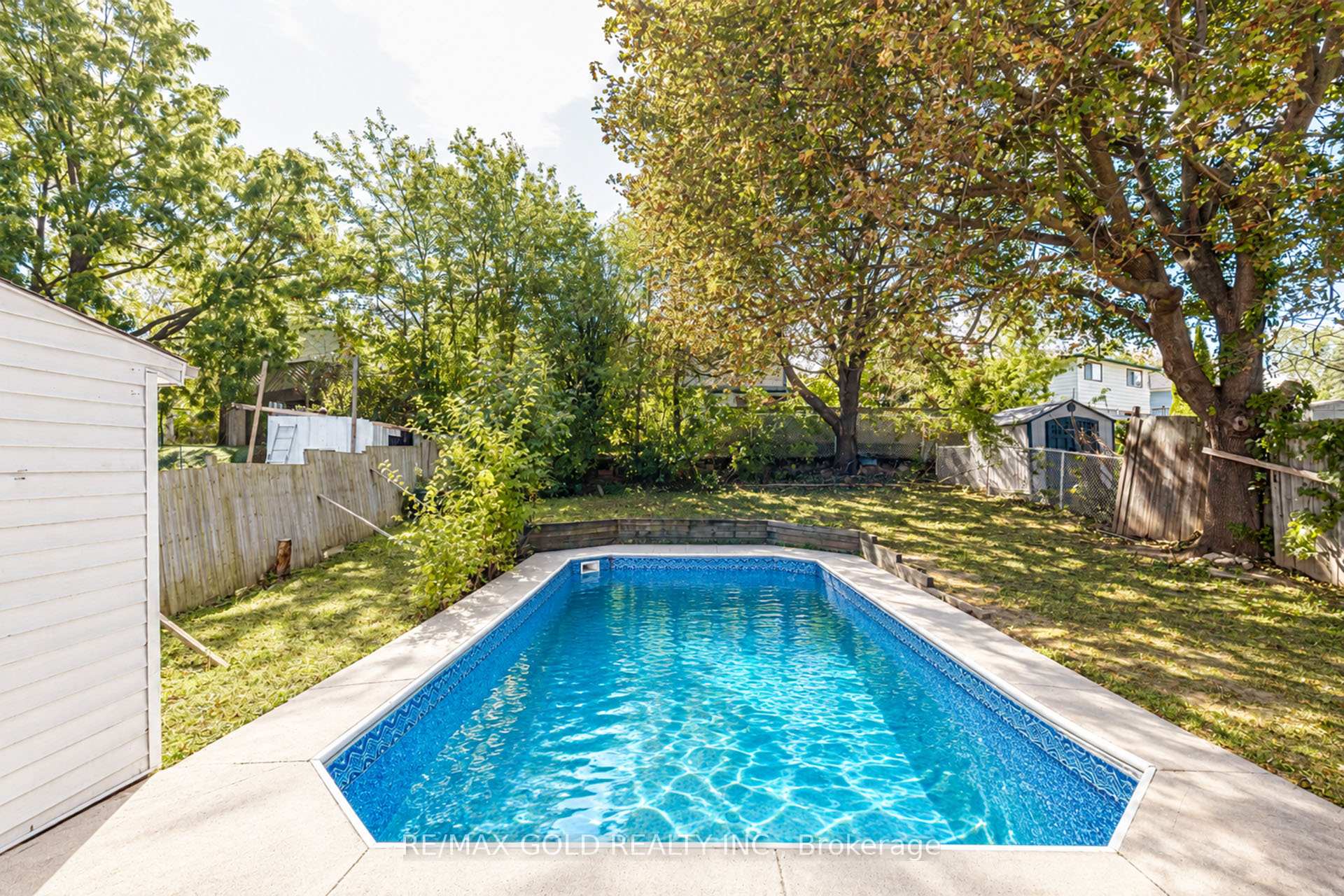 Photo 35 of 85 Williamsburg Road, Kitchener, Laurentian Hills — HOMEH