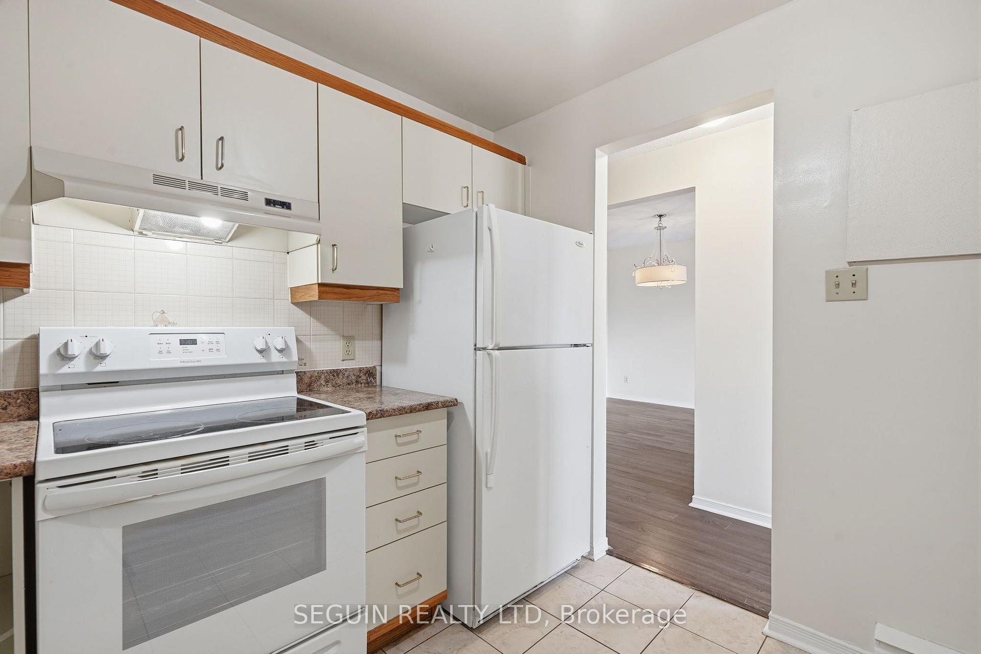 Photo 19 of Unit 302, 1974 St Laurent Boulevard, Ottawa, Hawthorne Meadows — HOMEH