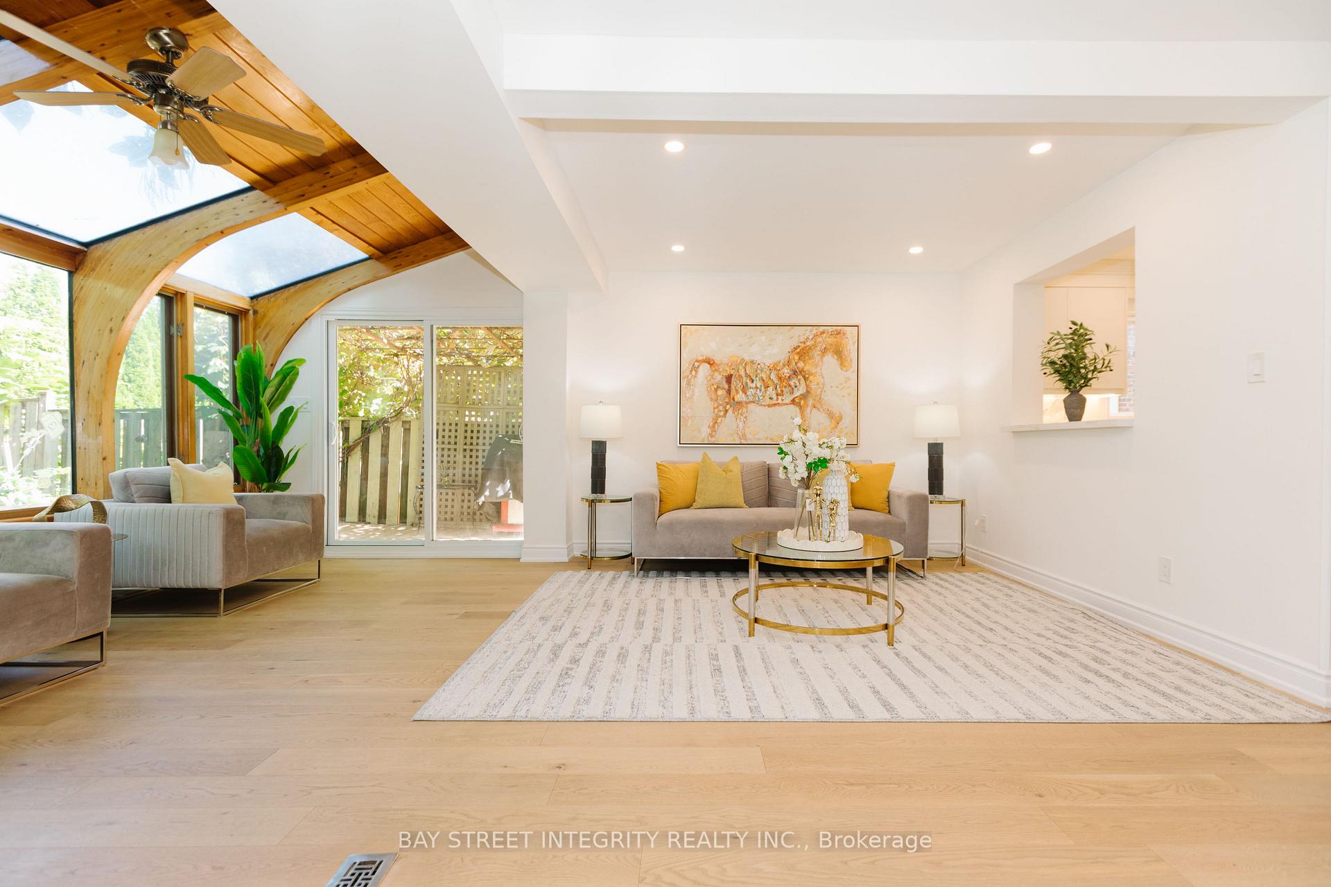 Photo 16 of 12 Charnwood Place, Markham, Aileen-Willowbrook — HOMEH