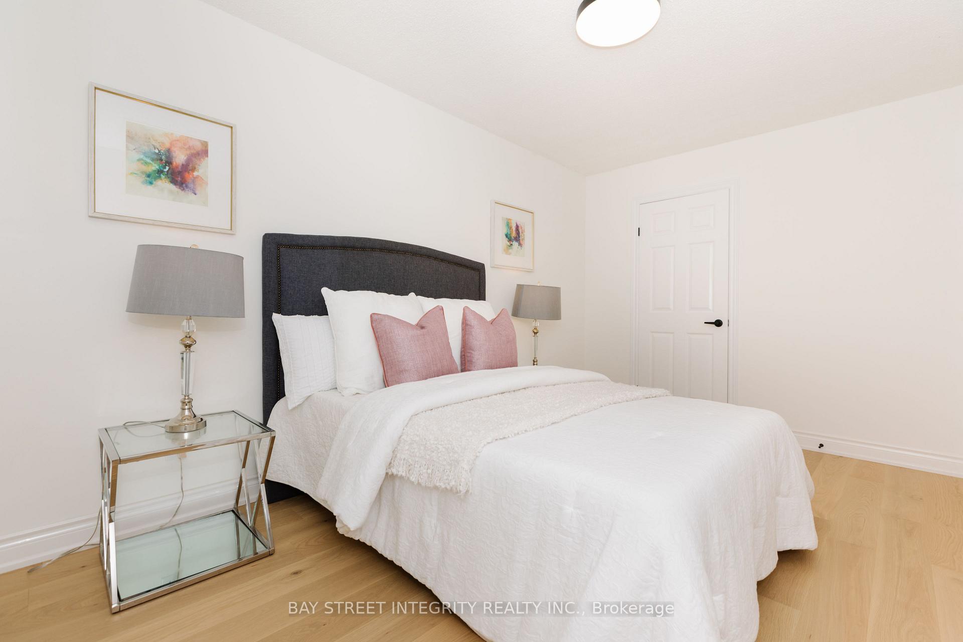 Photo 32 of 12 Charnwood Place, Markham, Aileen-Willowbrook — HOMEH
