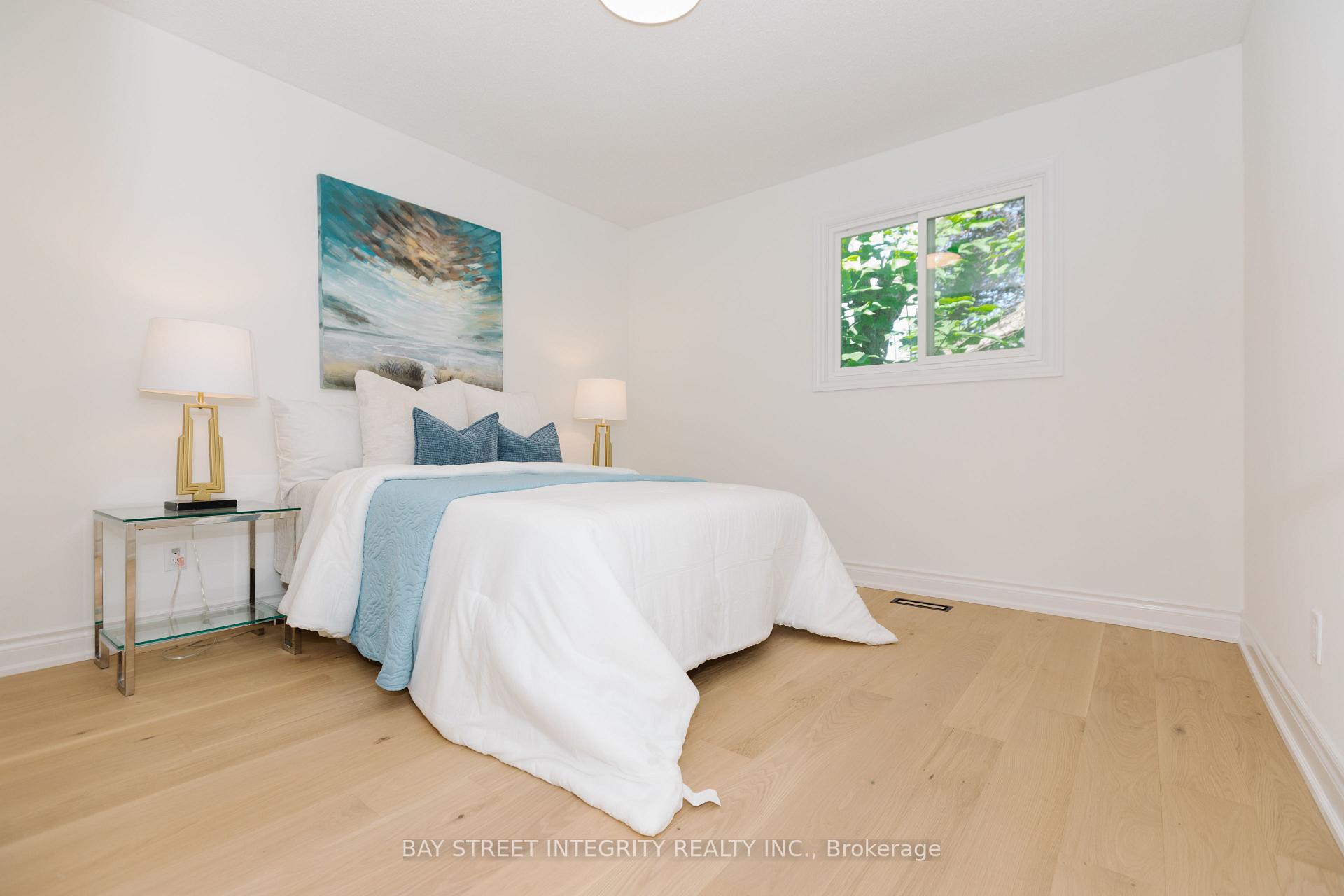Photo 34 of 12 Charnwood Place, Markham, Aileen-Willowbrook — HOMEH