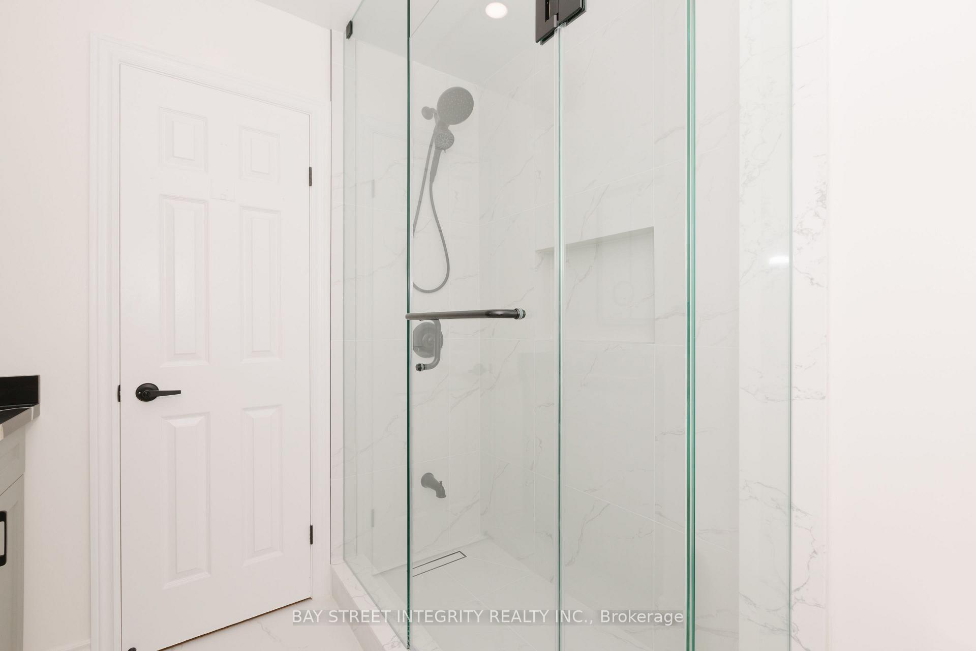 Photo 38 of 12 Charnwood Place, Markham, Aileen-Willowbrook — HOMEH