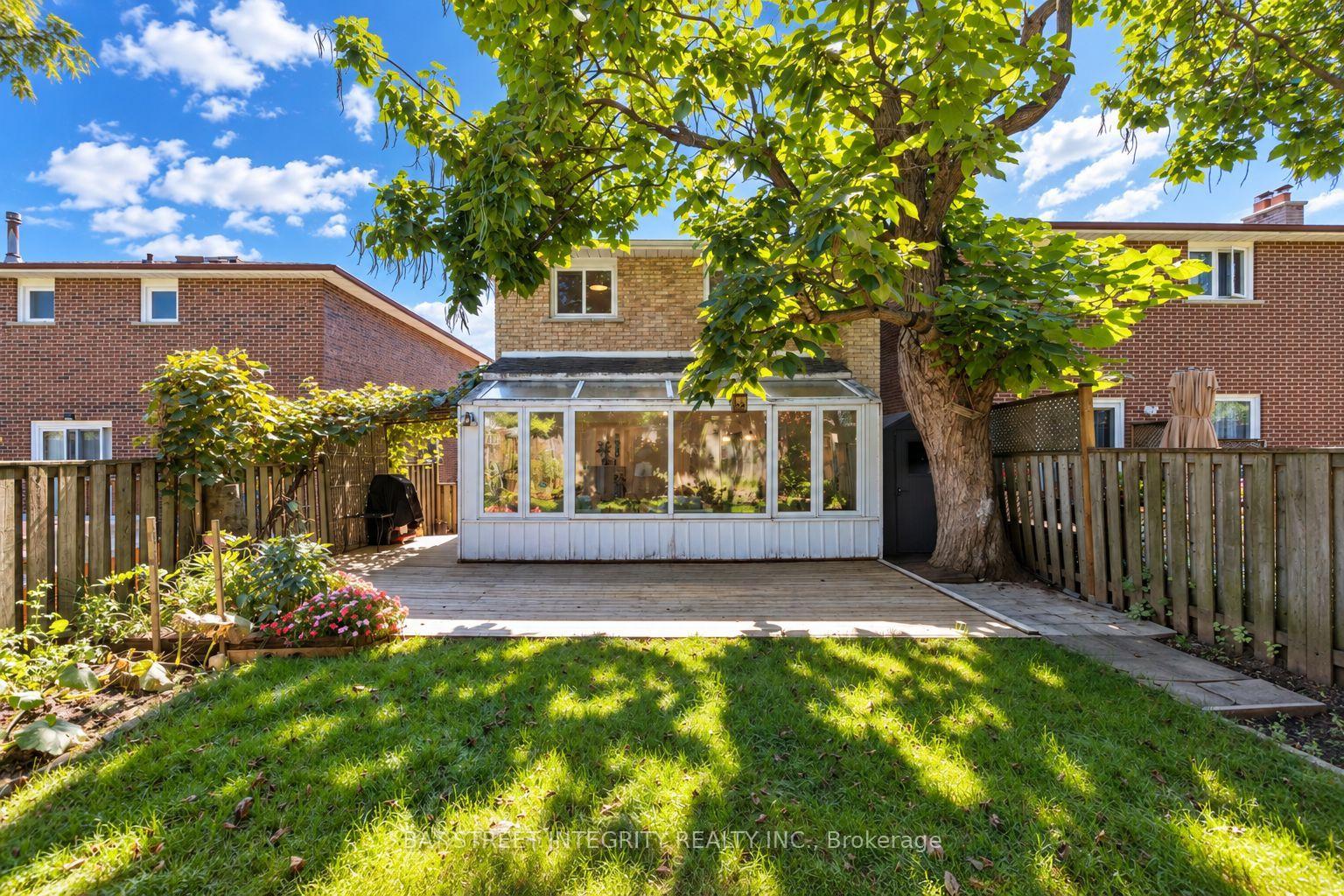 Photo 45 of 12 Charnwood Place, Markham, Aileen-Willowbrook — HOMEH