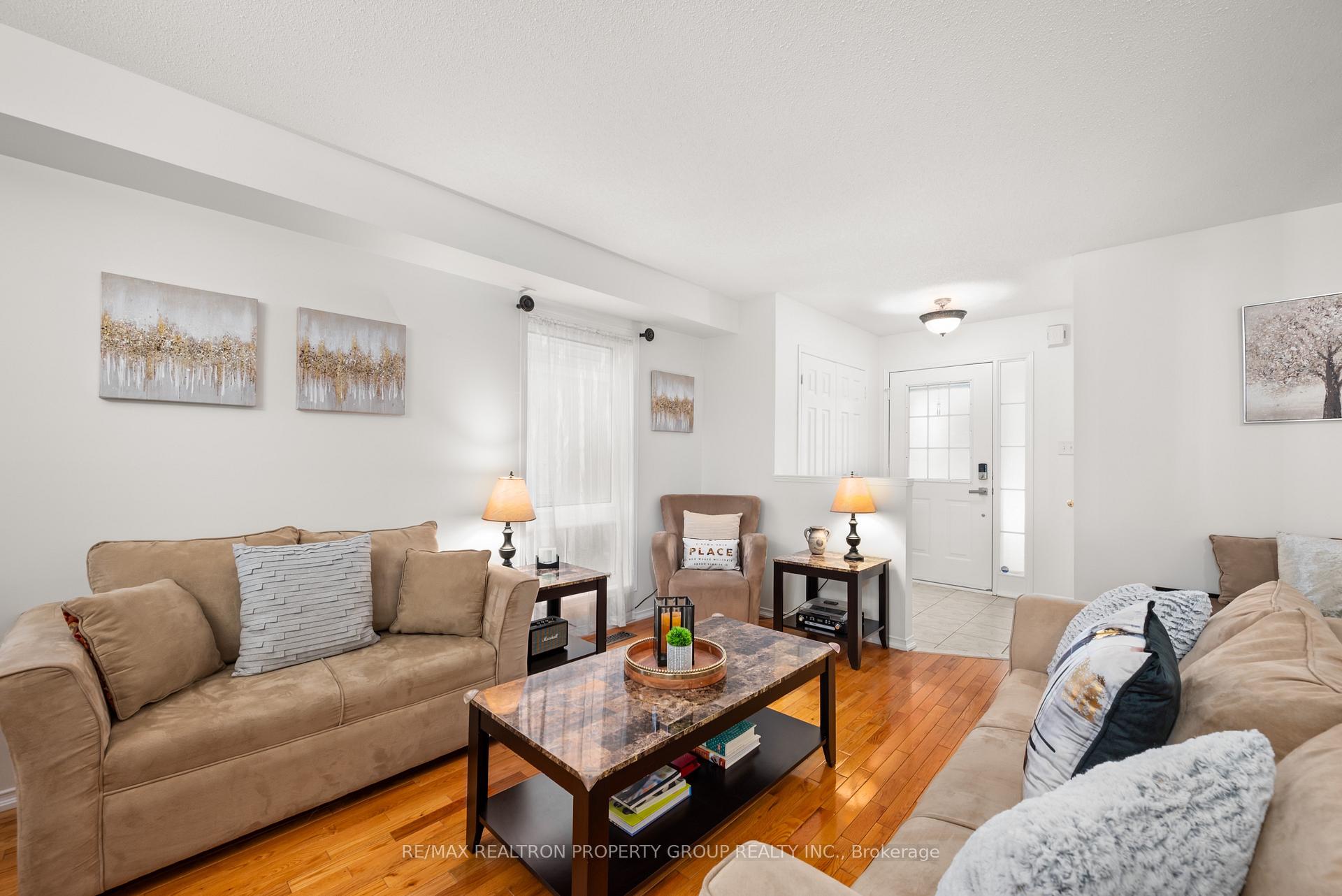Photo 8 of 562 Pelletier Court, Newmarket, Stonehaven-Wyndham — HOMEH