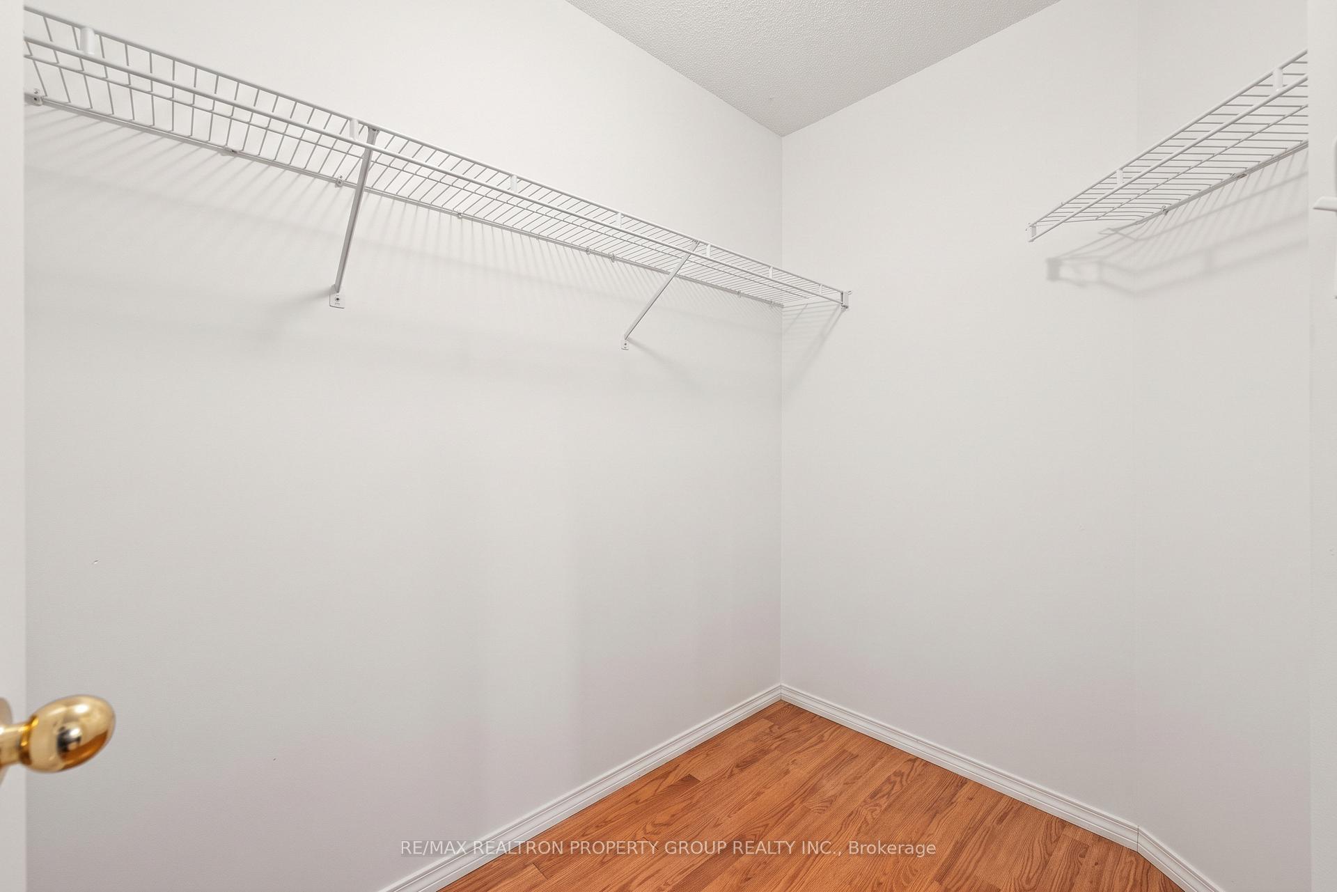 Photo 15 of 562 Pelletier Court, Newmarket, Stonehaven-Wyndham — HOMEH