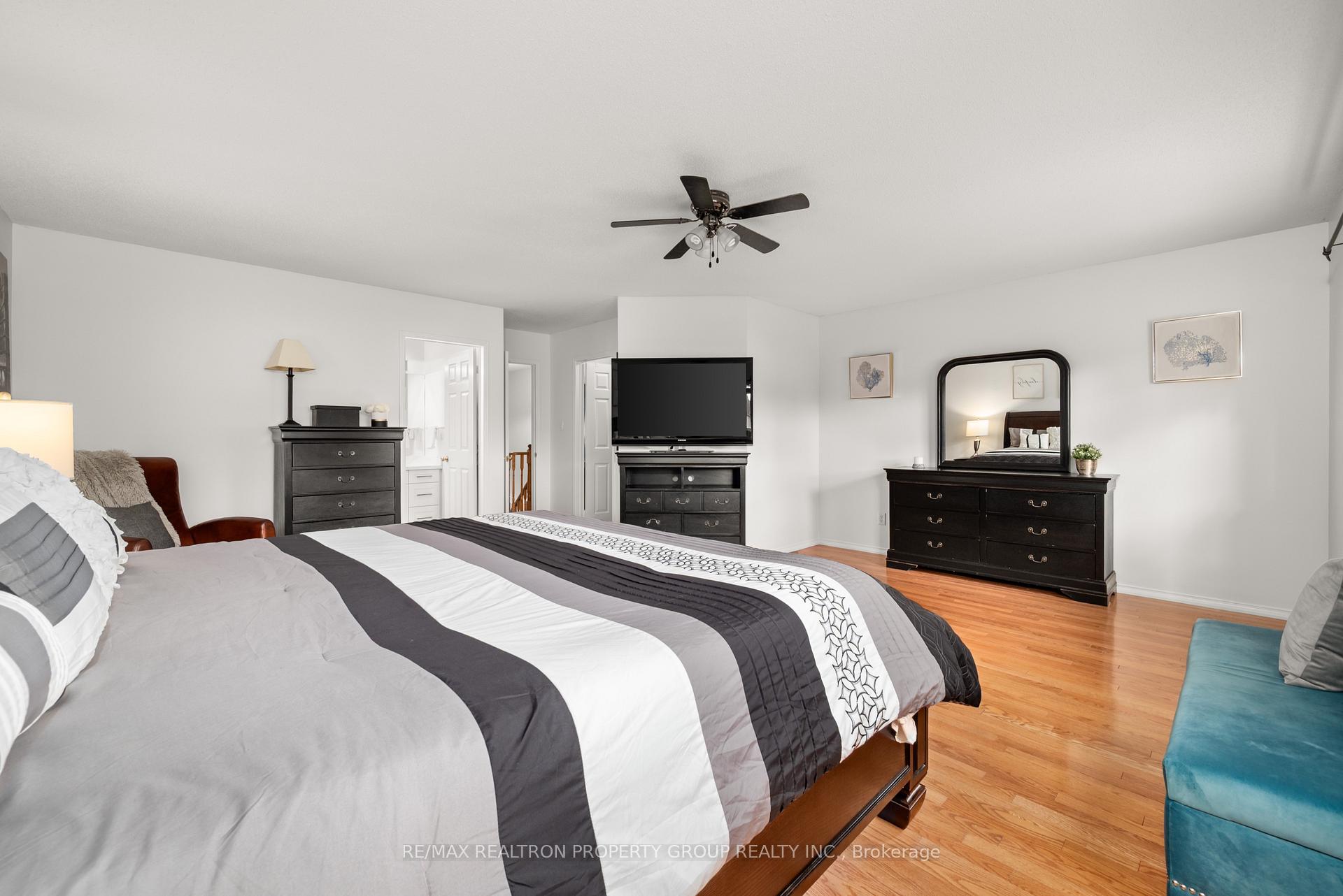 Photo 14 of 562 Pelletier Court, Newmarket, Stonehaven-Wyndham — HOMEH