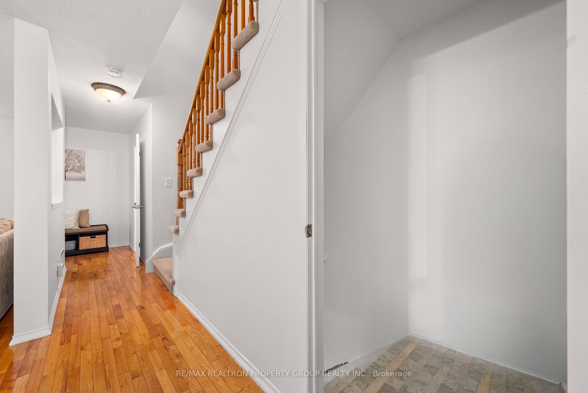 Photo 38 of 562 Pelletier Court, Newmarket, Stonehaven-Wyndham — HOMEH