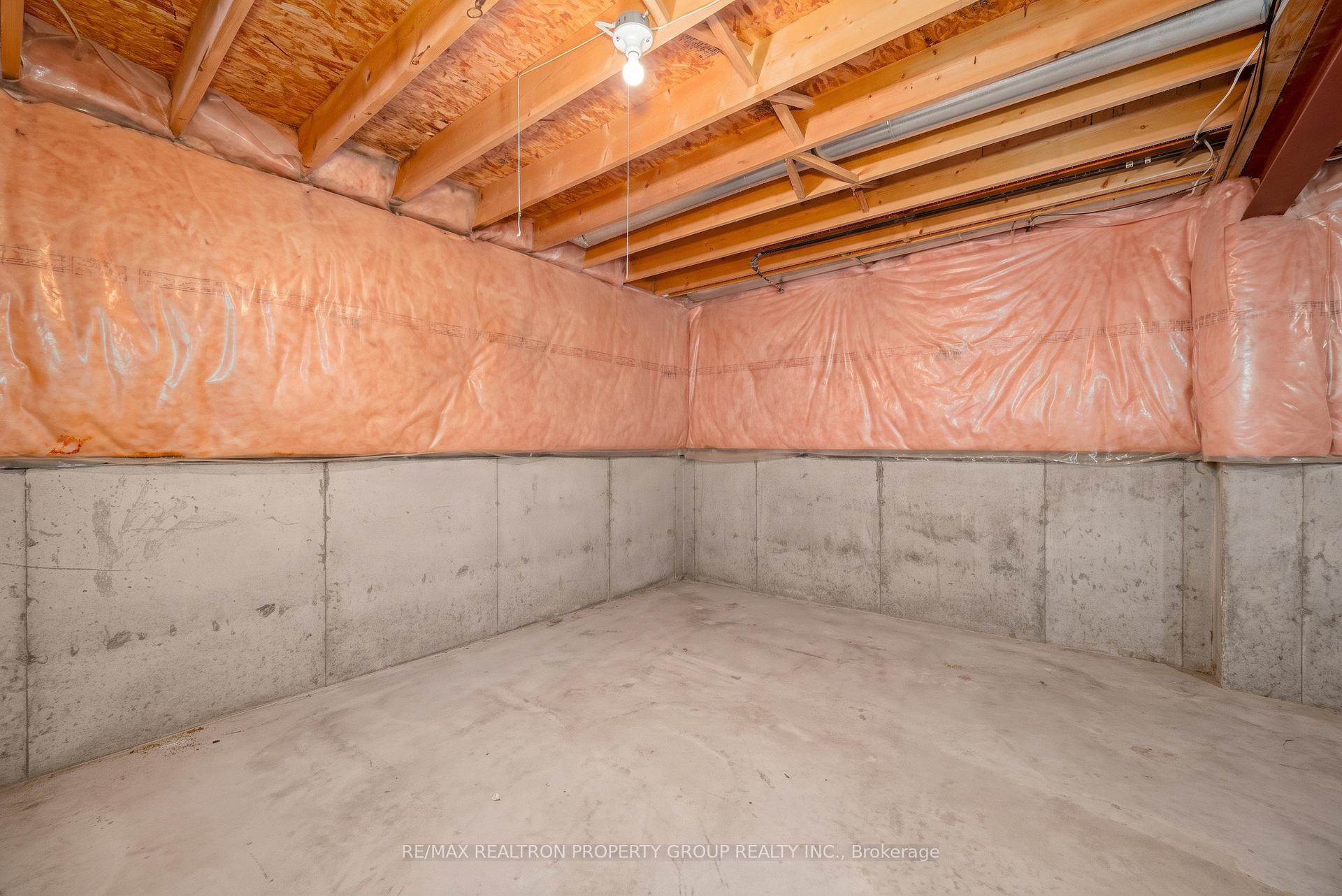 Photo 40 of 562 Pelletier Court, Newmarket, Stonehaven-Wyndham — HOMEH