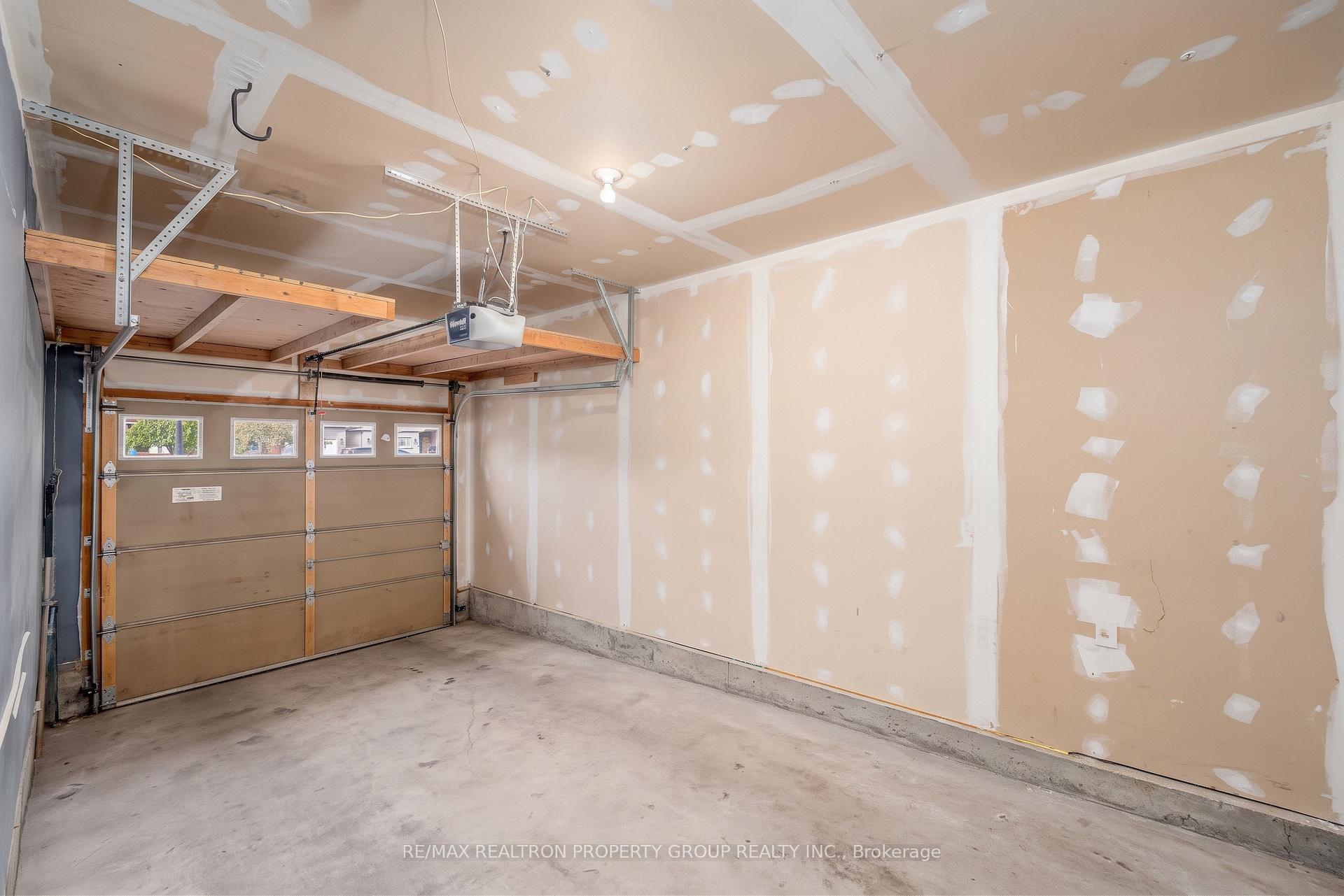 Photo 41 of 562 Pelletier Court, Newmarket, Stonehaven-Wyndham — HOMEH
