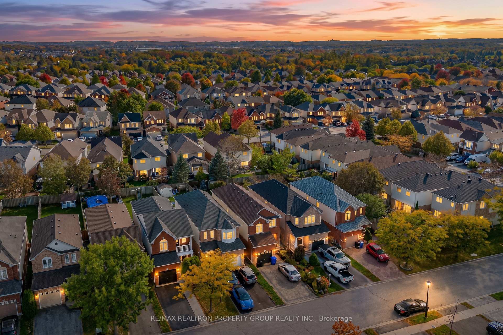 Photo 49 of 562 Pelletier Court, Newmarket, Stonehaven-Wyndham — HOMEH