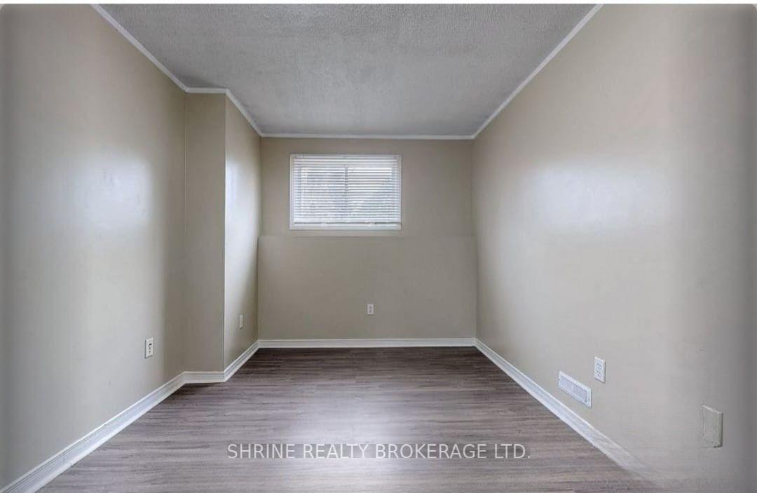 Photo 7 of Unit Bedroom, 343 Fleming Drive, London, East D — HOMEH