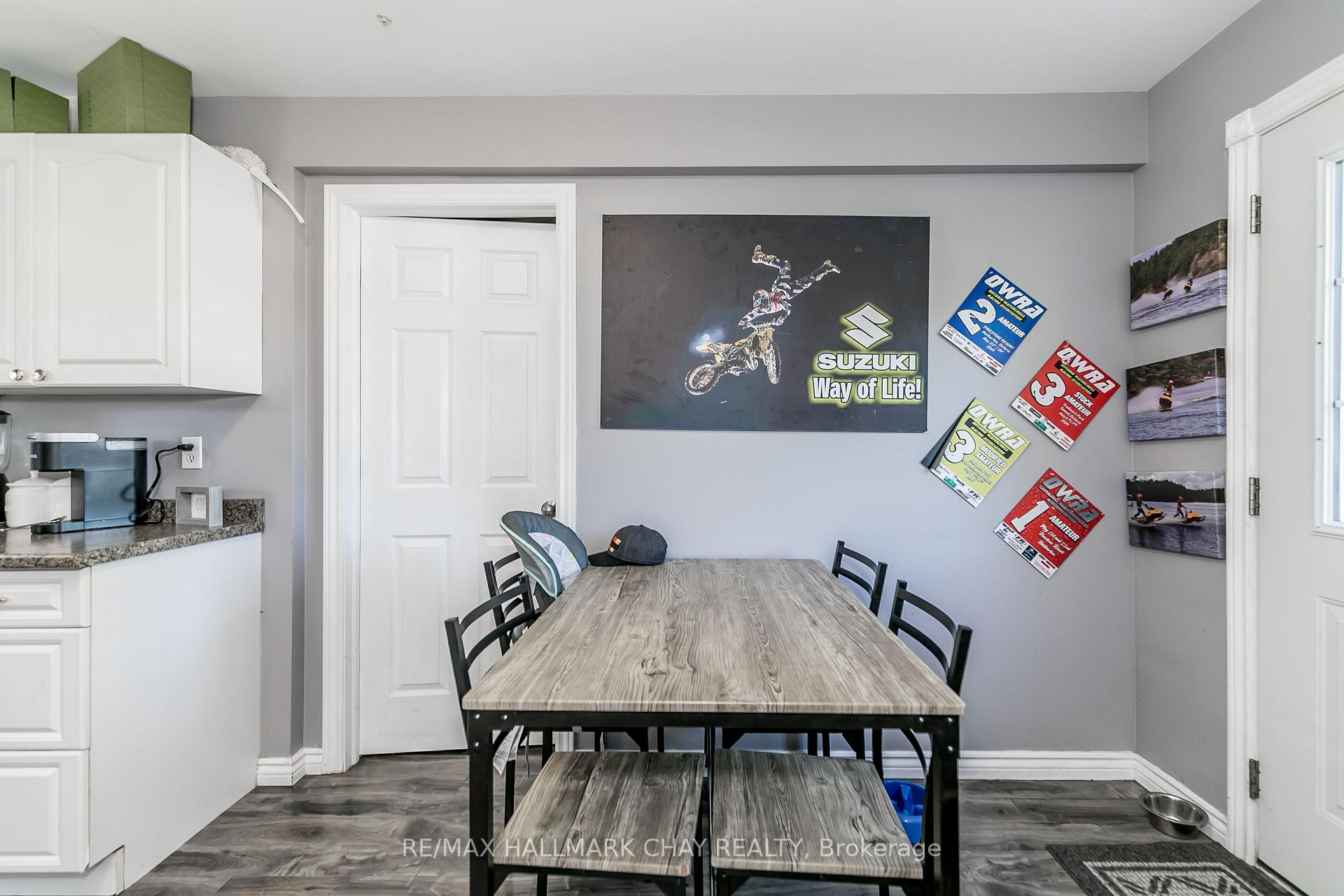 Photo 5 of 226 Queen Street, Midland — HOMEH