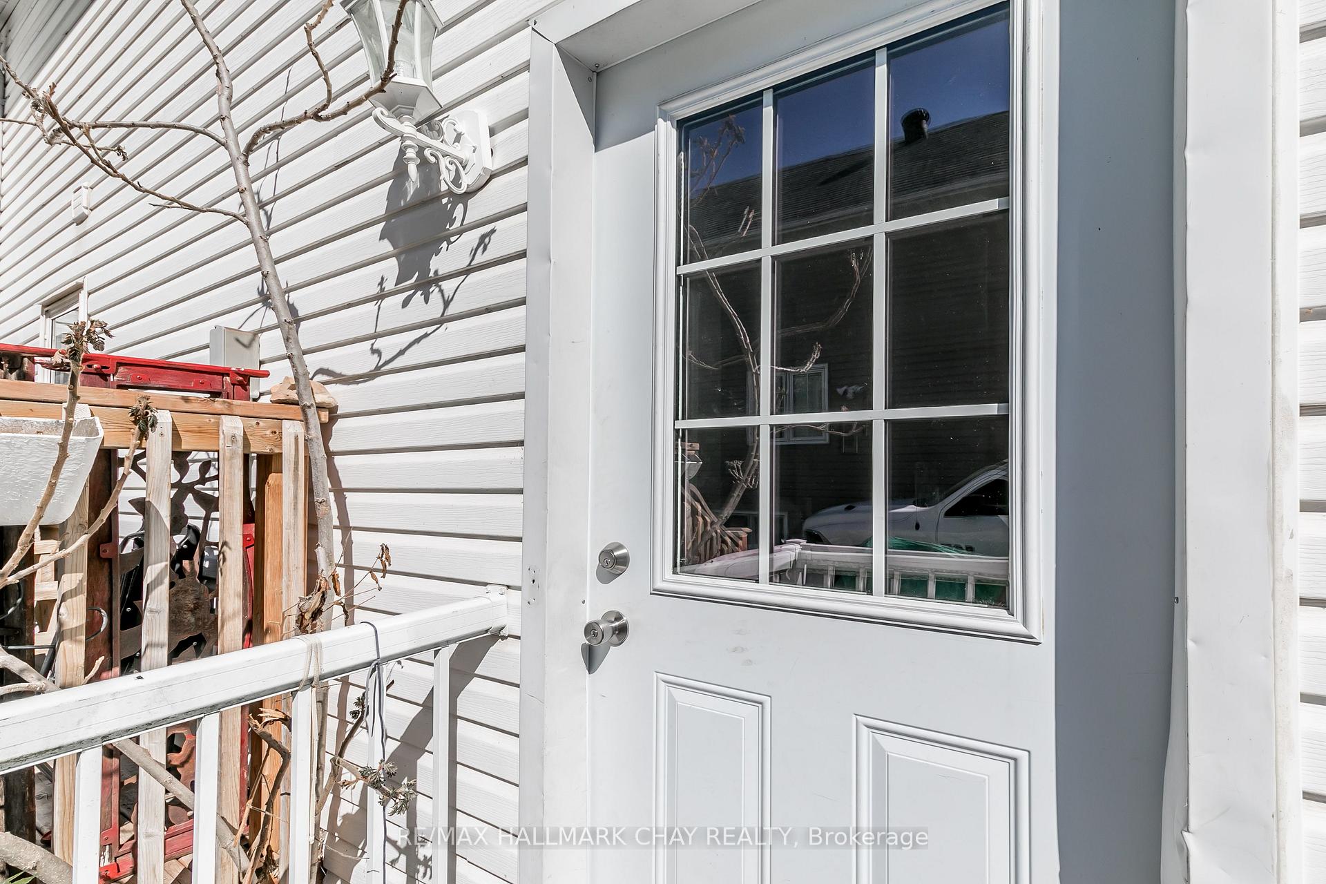 Photo 15 of 226 Queen Street, Midland — HOMEH
