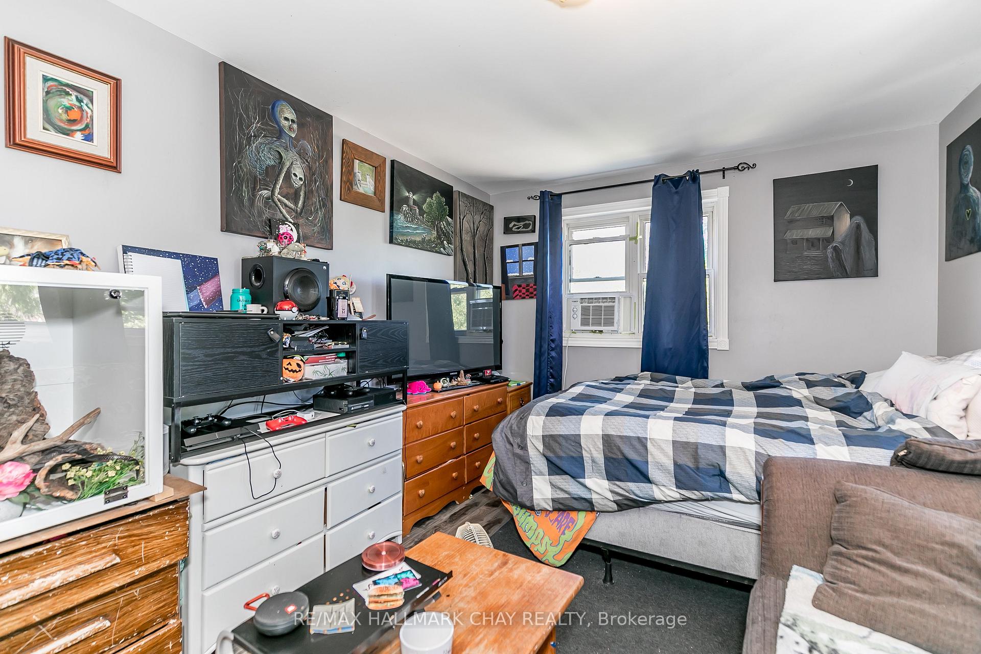 Photo 25 of 226 Queen Street, Midland — HOMEH