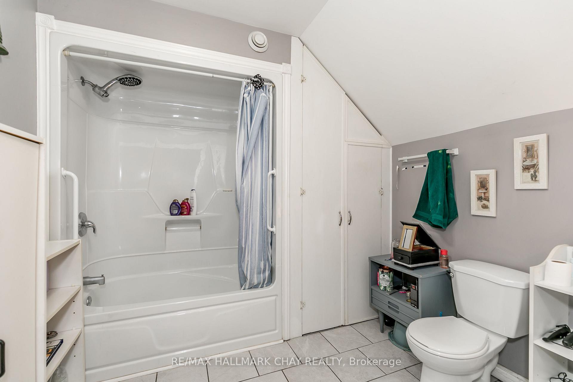 Photo 29 of 226 Queen Street, Midland — HOMEH