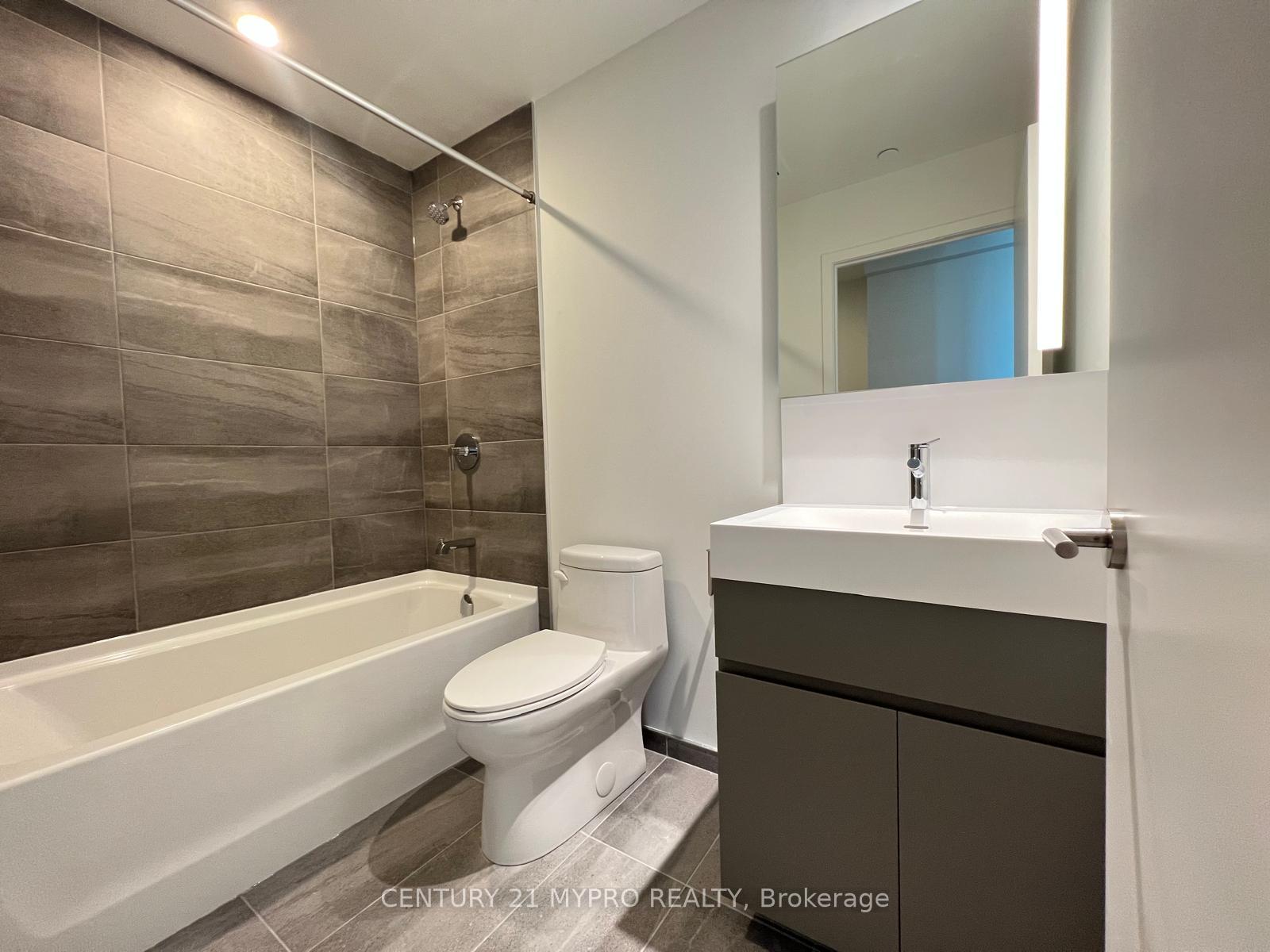Photo 11 of Unit 1412, 39 Mary Street, Barrie, City Centre — HOMEH