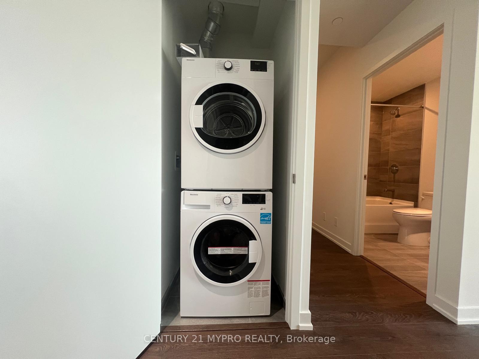 Photo 13 of Unit 1412, 39 Mary Street, Barrie, City Centre — HOMEH