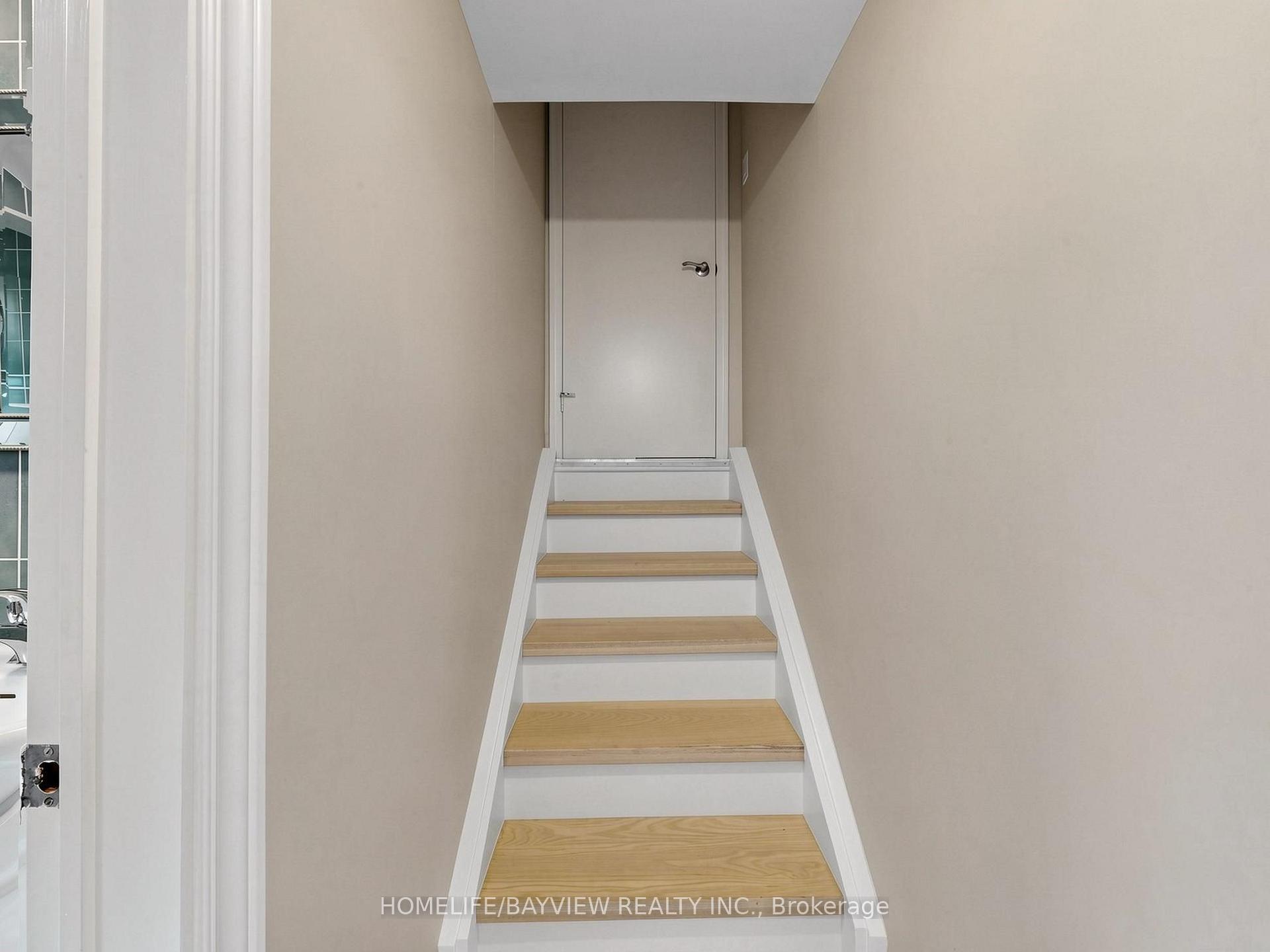 Photo 5 of 39 Shenstone(Basement) Road, North York, Westminster-Branson — HOMEH