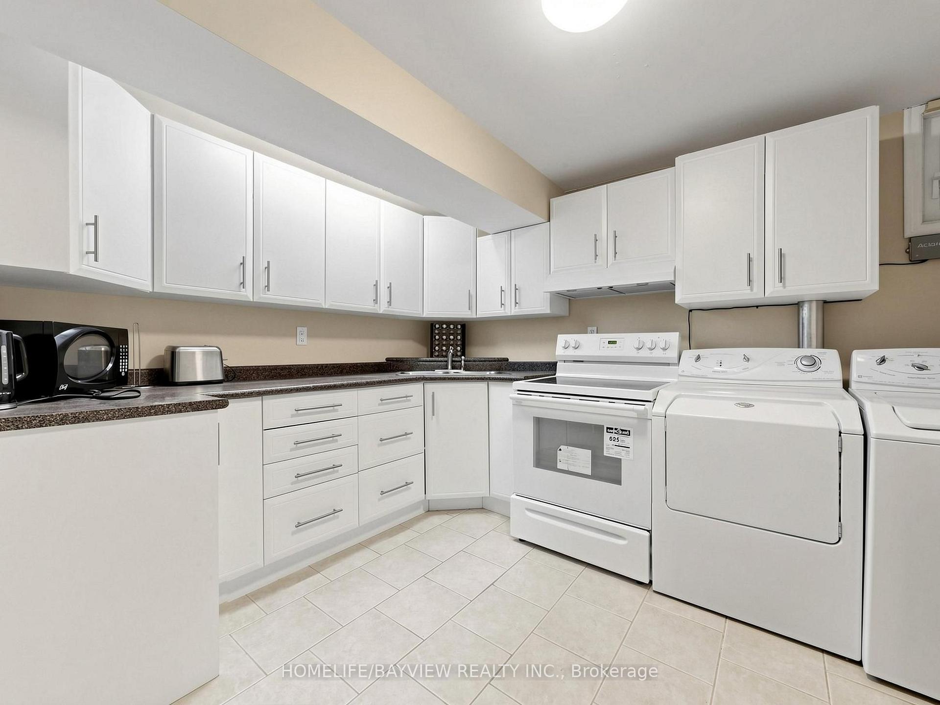 Photo 20 of 39 Shenstone(Basement) Road, North York, Westminster-Branson — HOMEH