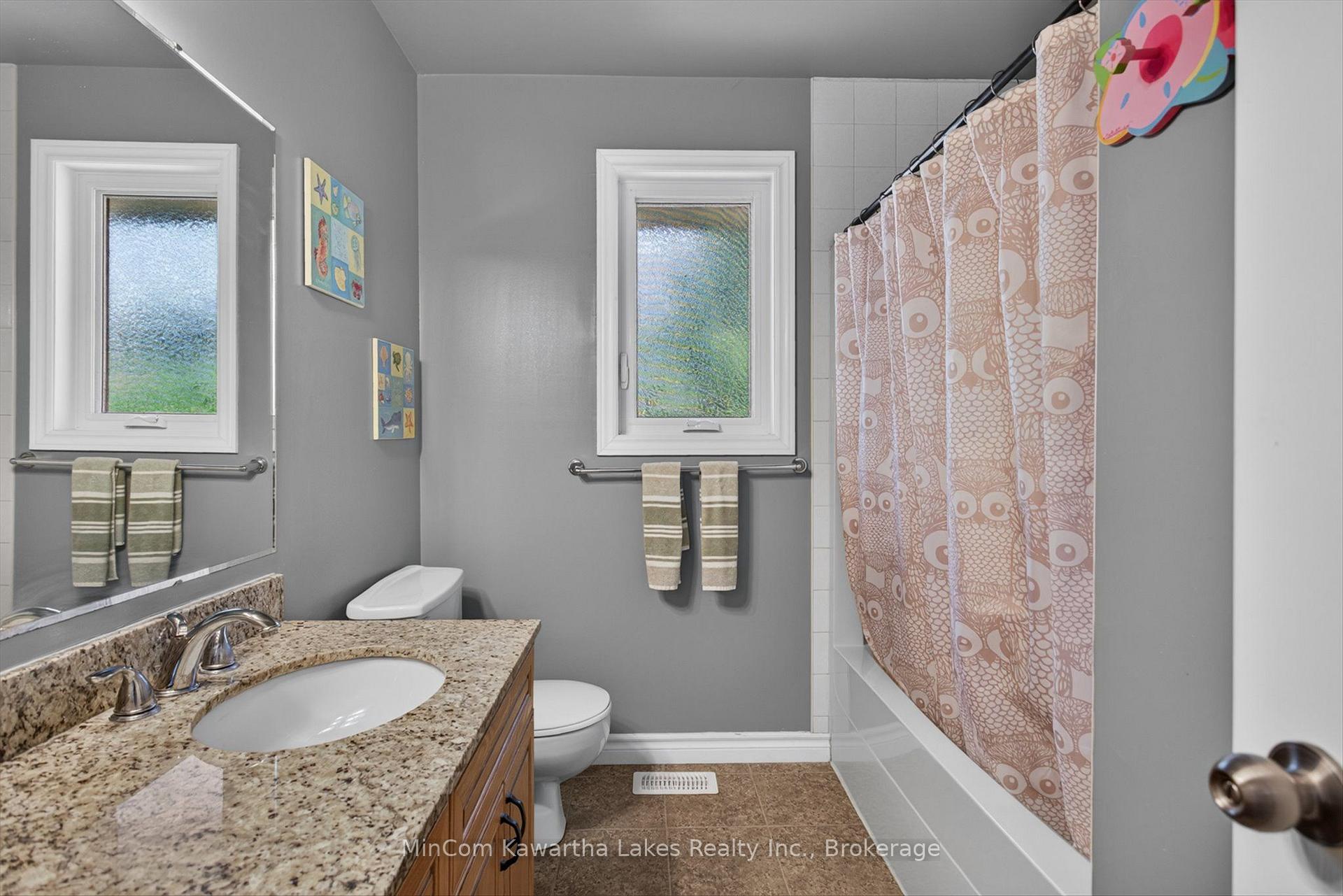 Photo 31 of 1947 Parkwood Circle, Peterborough, Monaghan Ward 2 — HOMEH