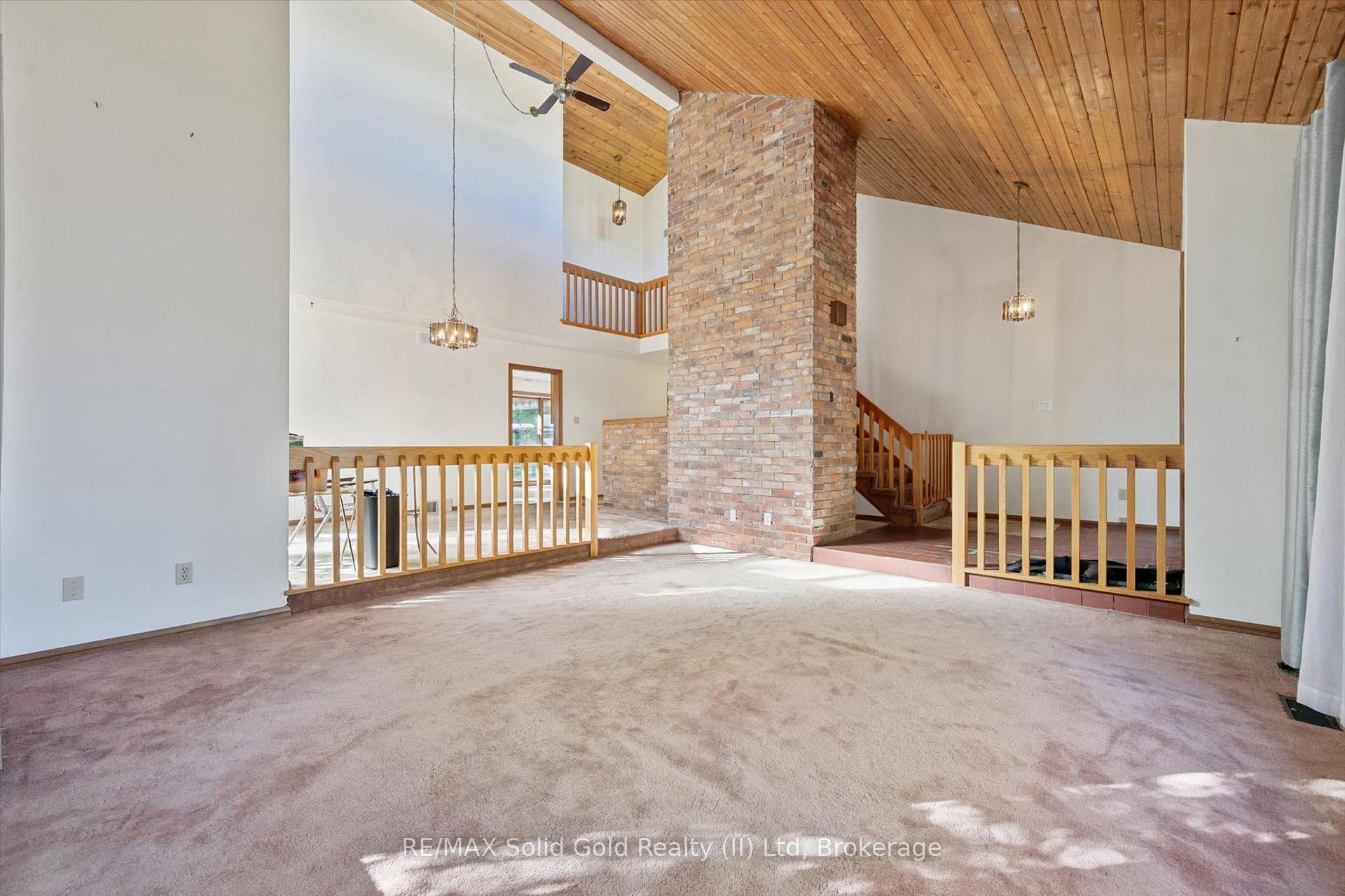 Photo 5 of 118 Ralston Place, Waterloo, Beechwood West — HOMEH