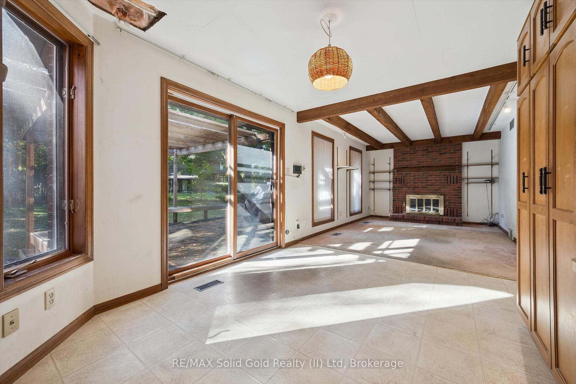 Photo 8 of 118 Ralston Place, Waterloo, Beechwood West — HOMEH