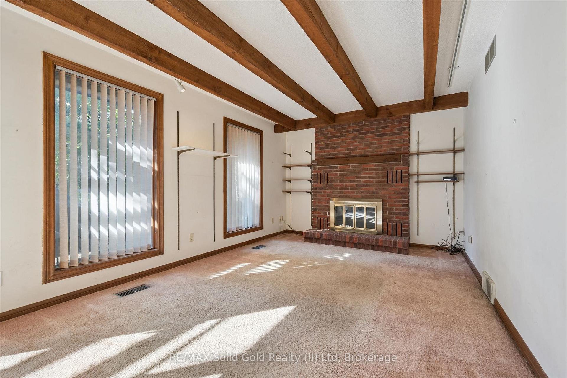 Photo 9 of 118 Ralston Place, Waterloo, Beechwood West — HOMEH